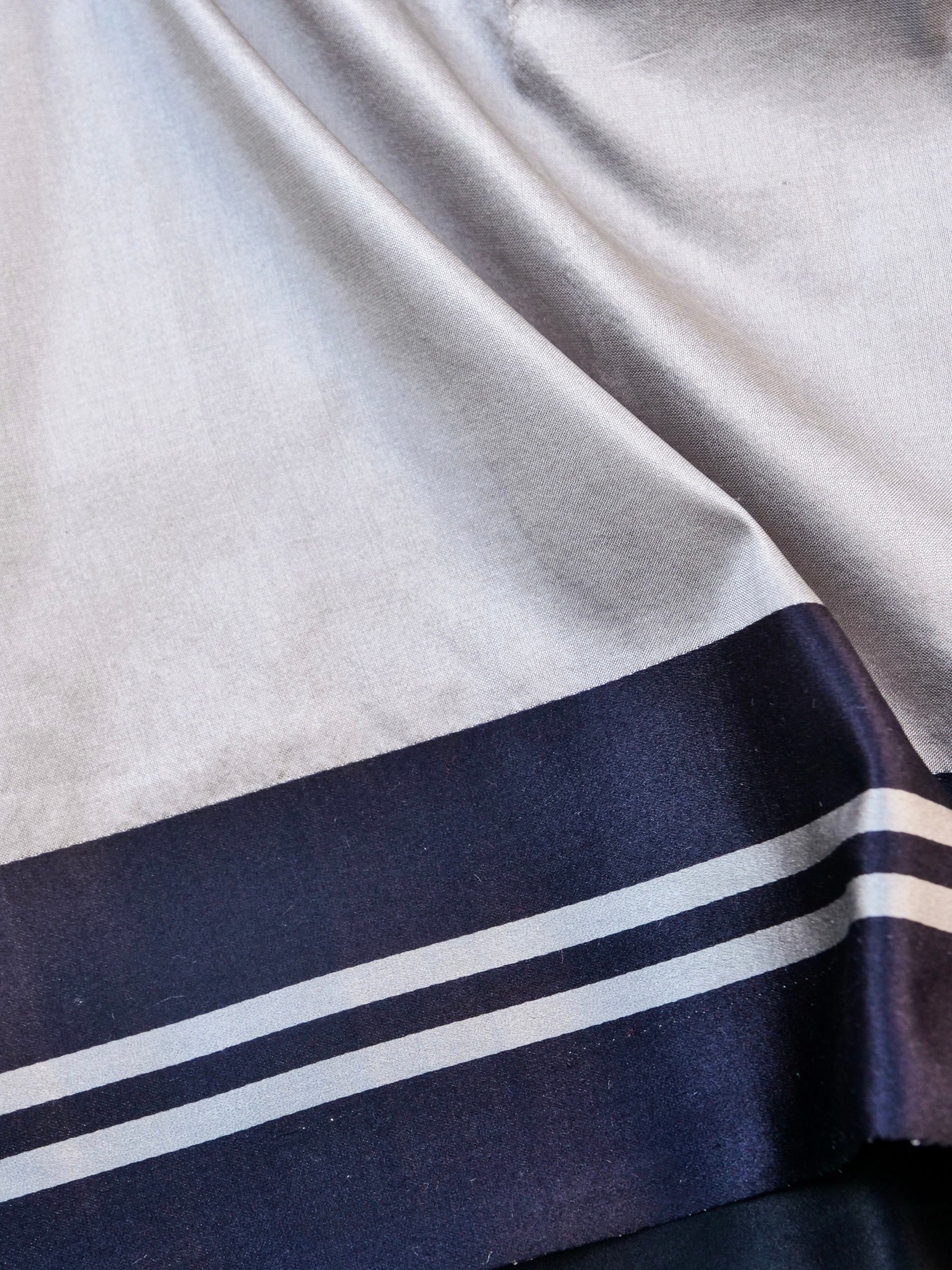 Handwoven Pure Mashru Silk Banarasi Saree - Khinkhwab