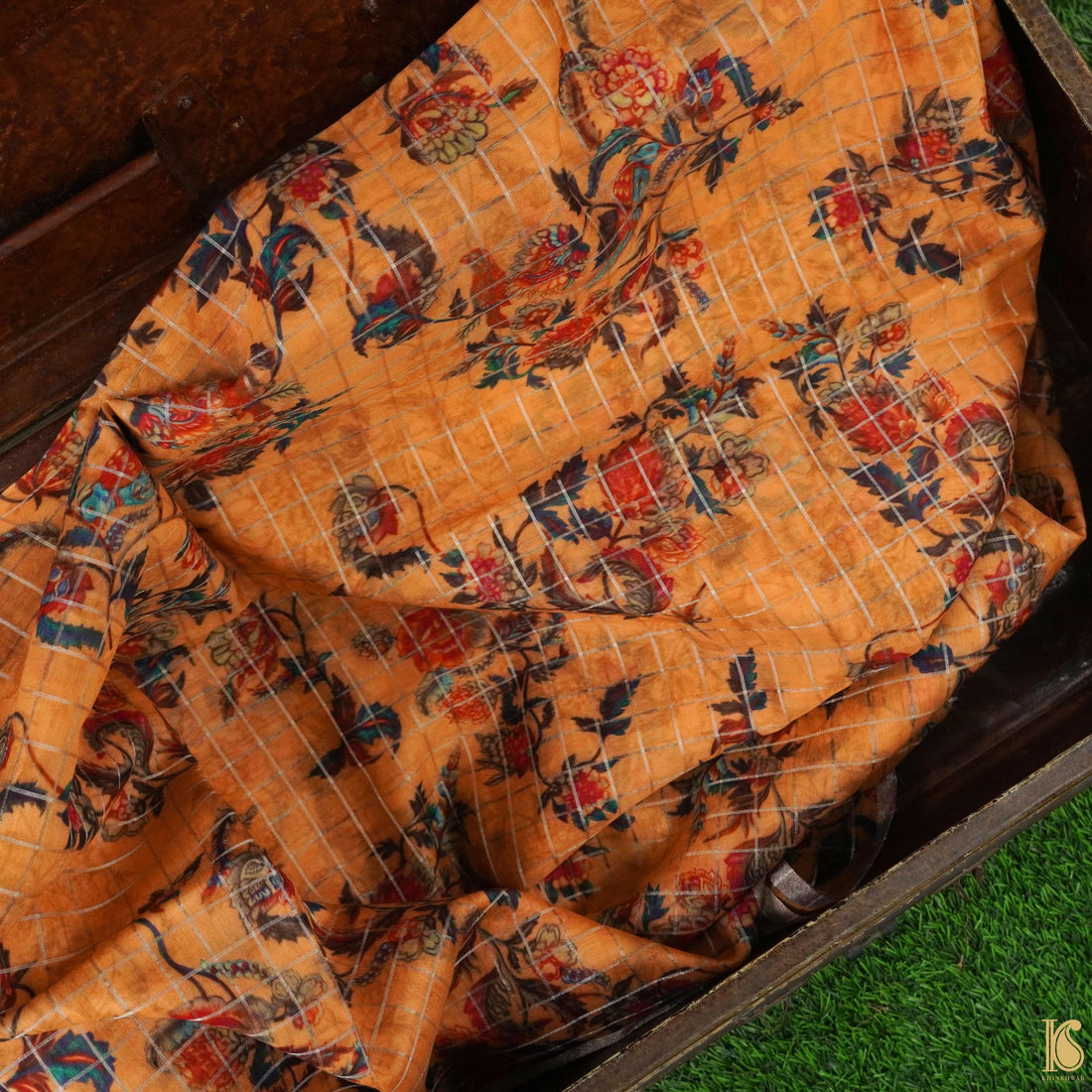 Chanderi Silk with Zari Checks Print Fabric