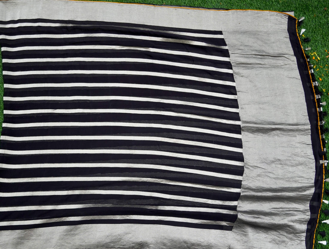 Black Pure Georgette Handloom Stripes Banarasi Saree