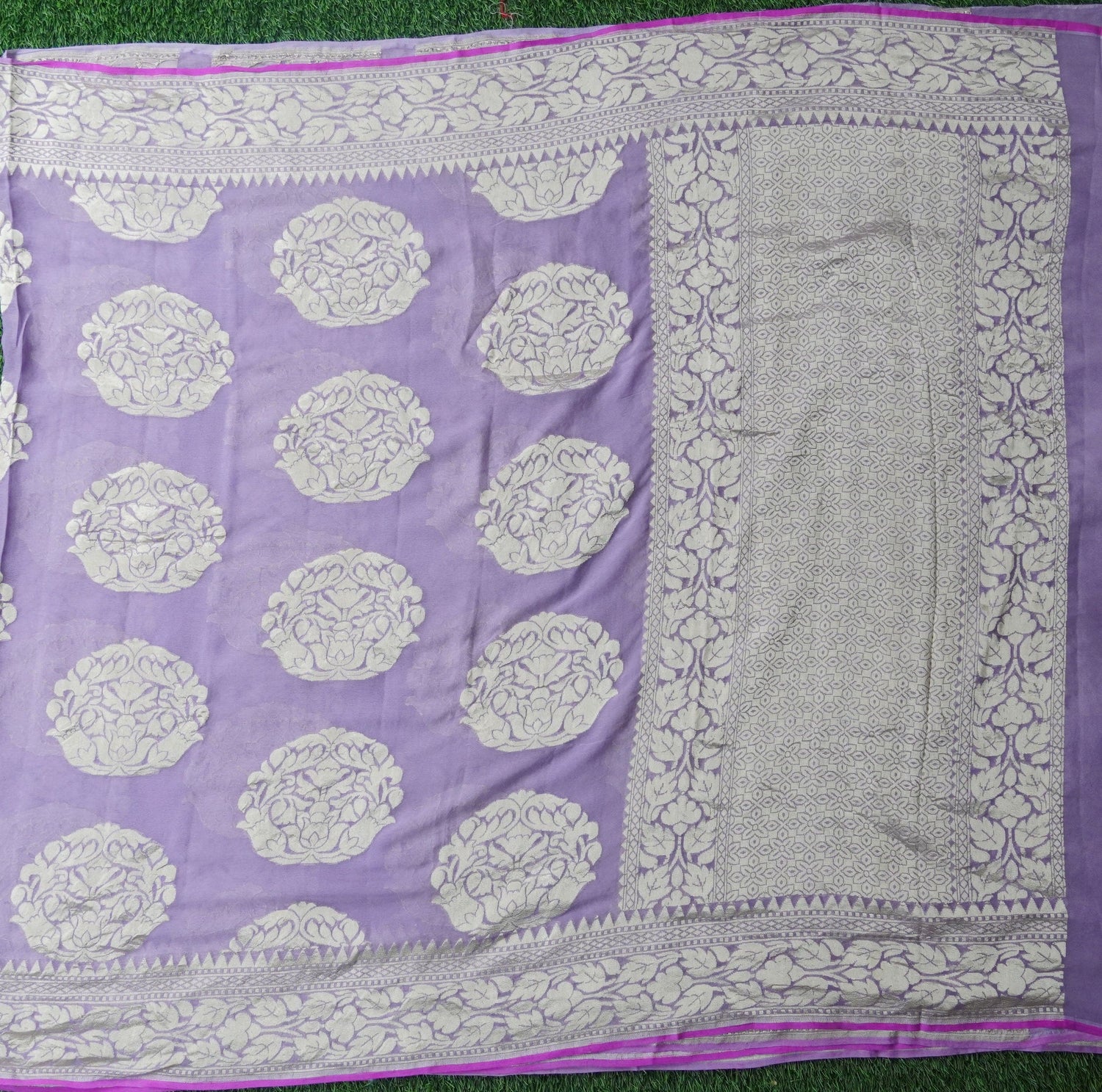 Lavender Pure Georgette Handloom Jaal Banarasi Saree