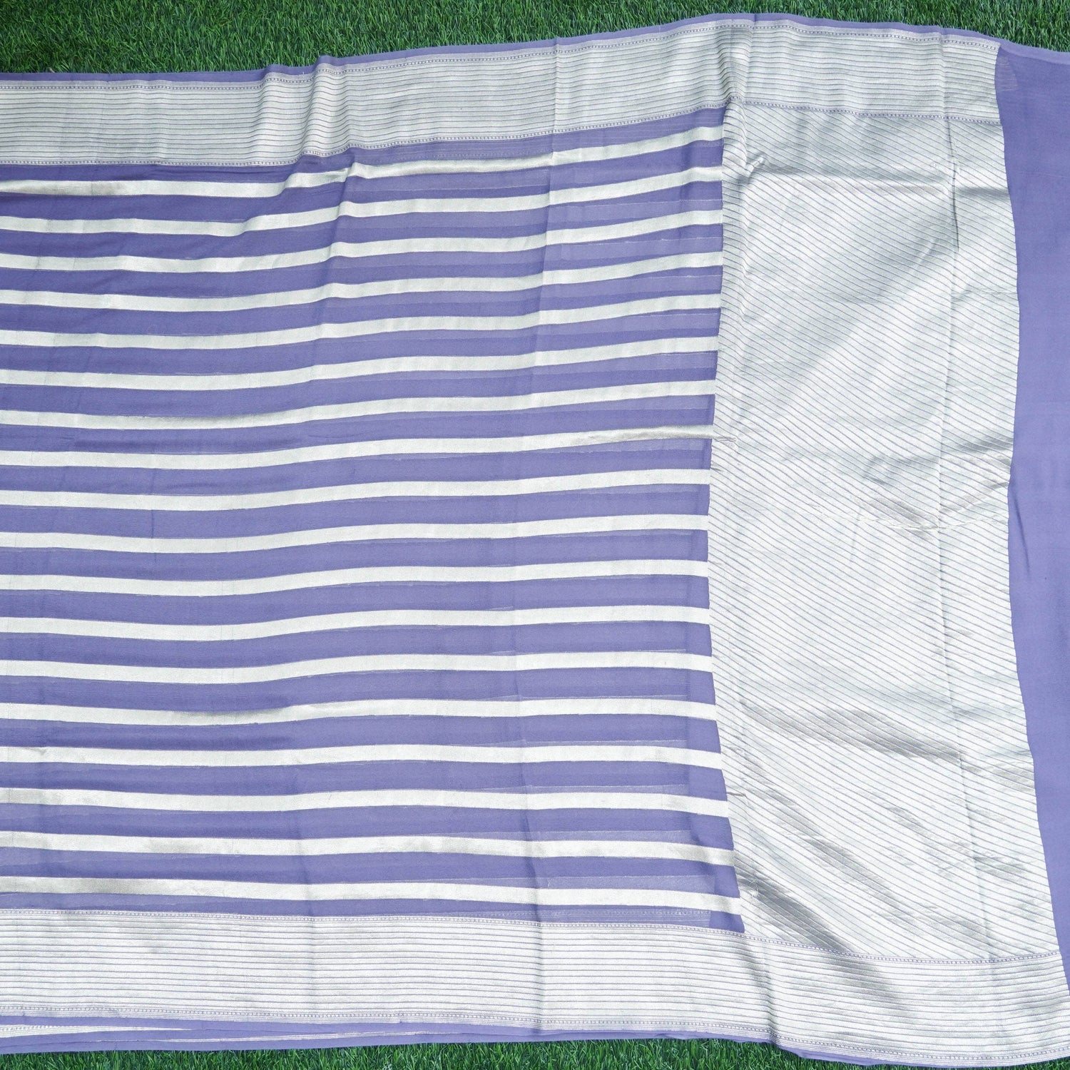 Pure Georgette Handloom Stripes Banarasi Saree