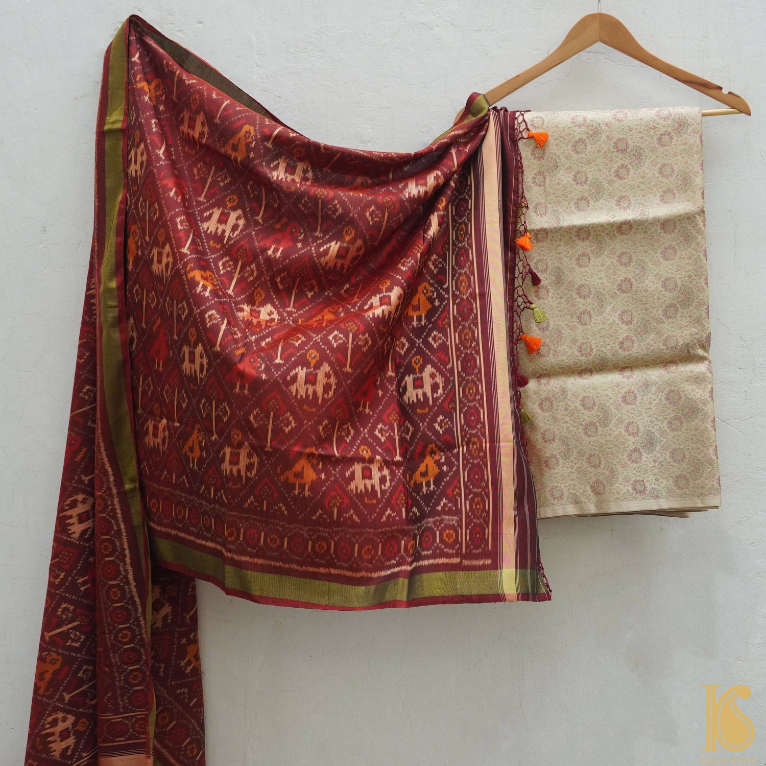 Beige Pure Banarasi Silk Handwoven Tanchui Kurta Fabric