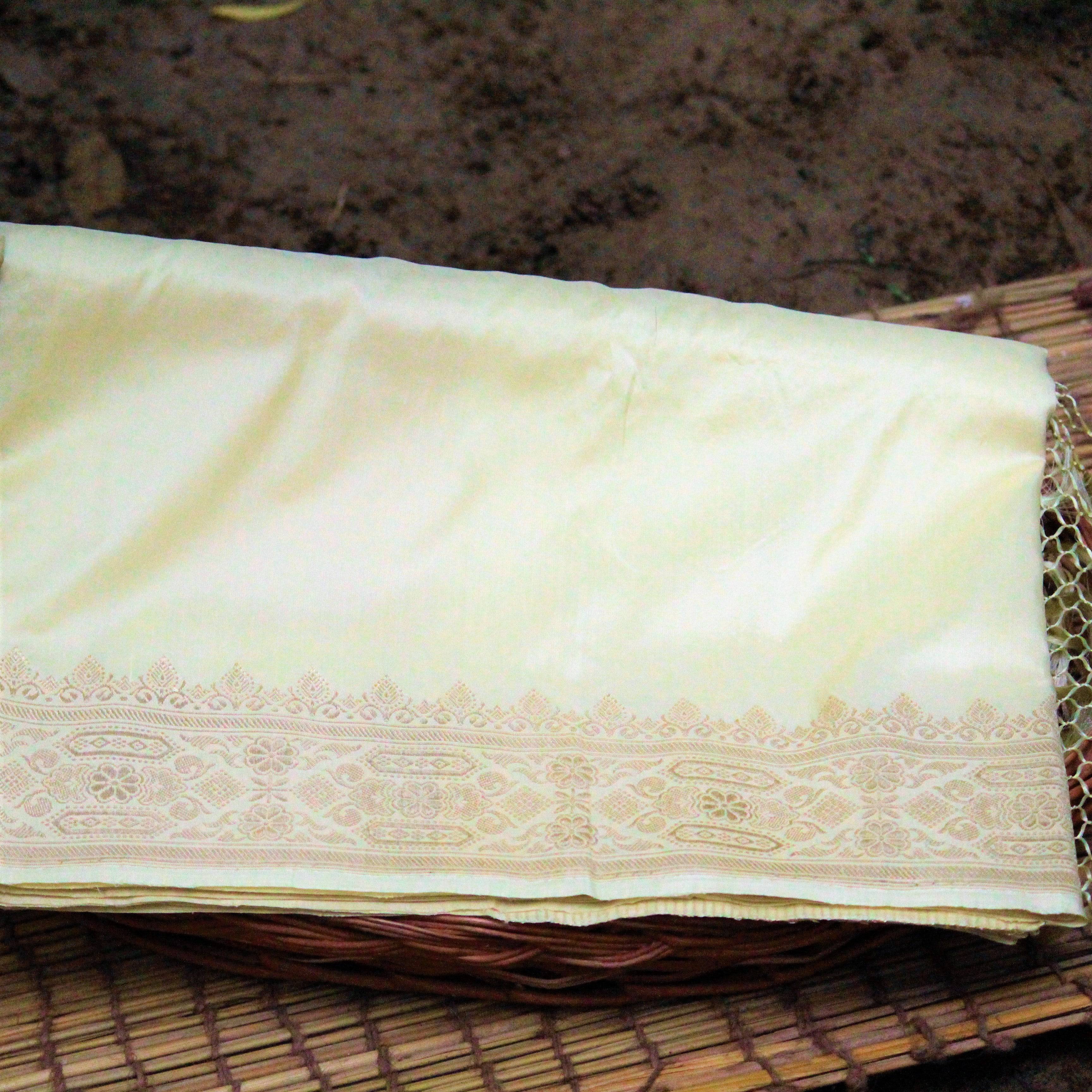 Blonde Yellow Pure Katan Silk Handloom Banarasi Saree