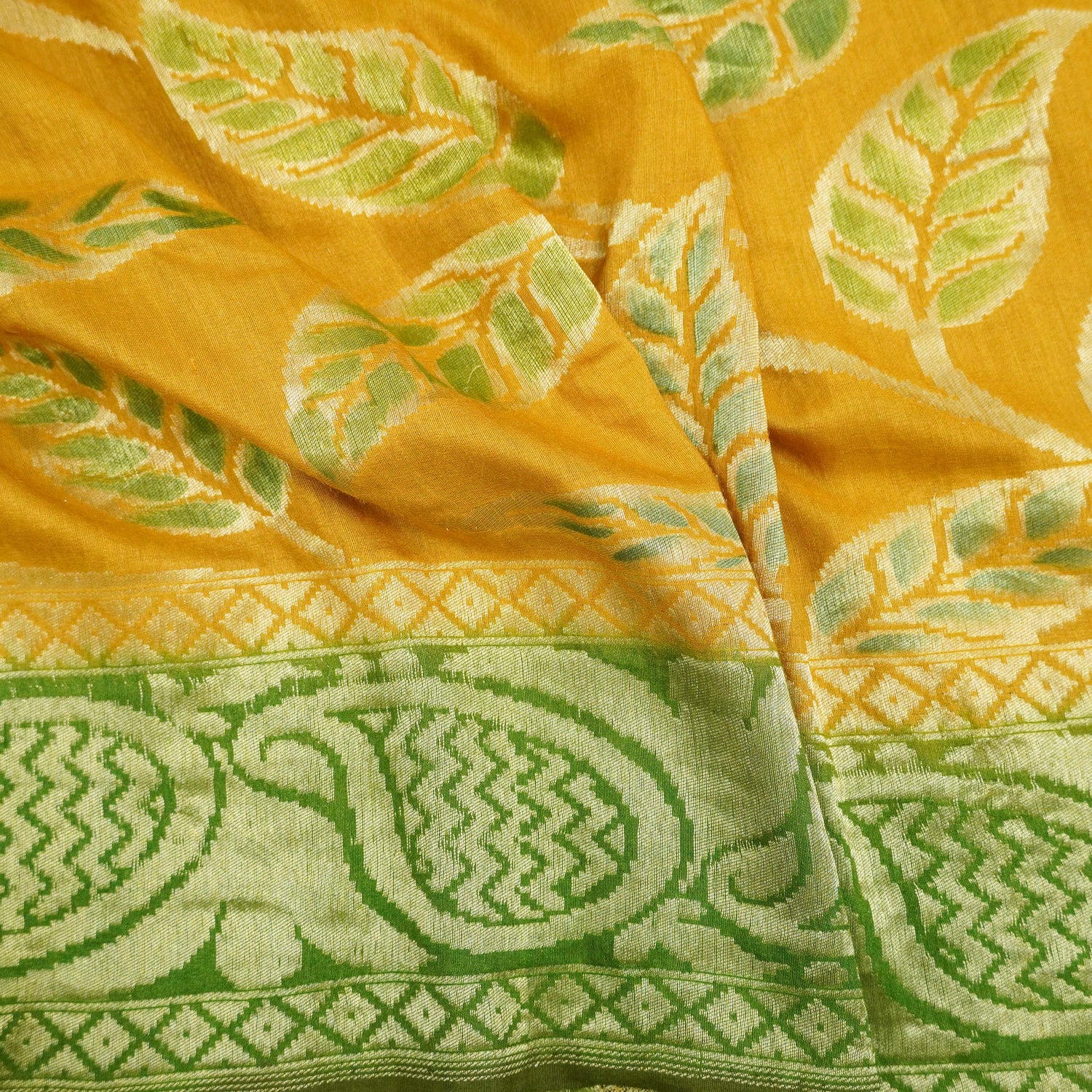 Moonga Silk Handloom Banarasi Hand Brush Saree