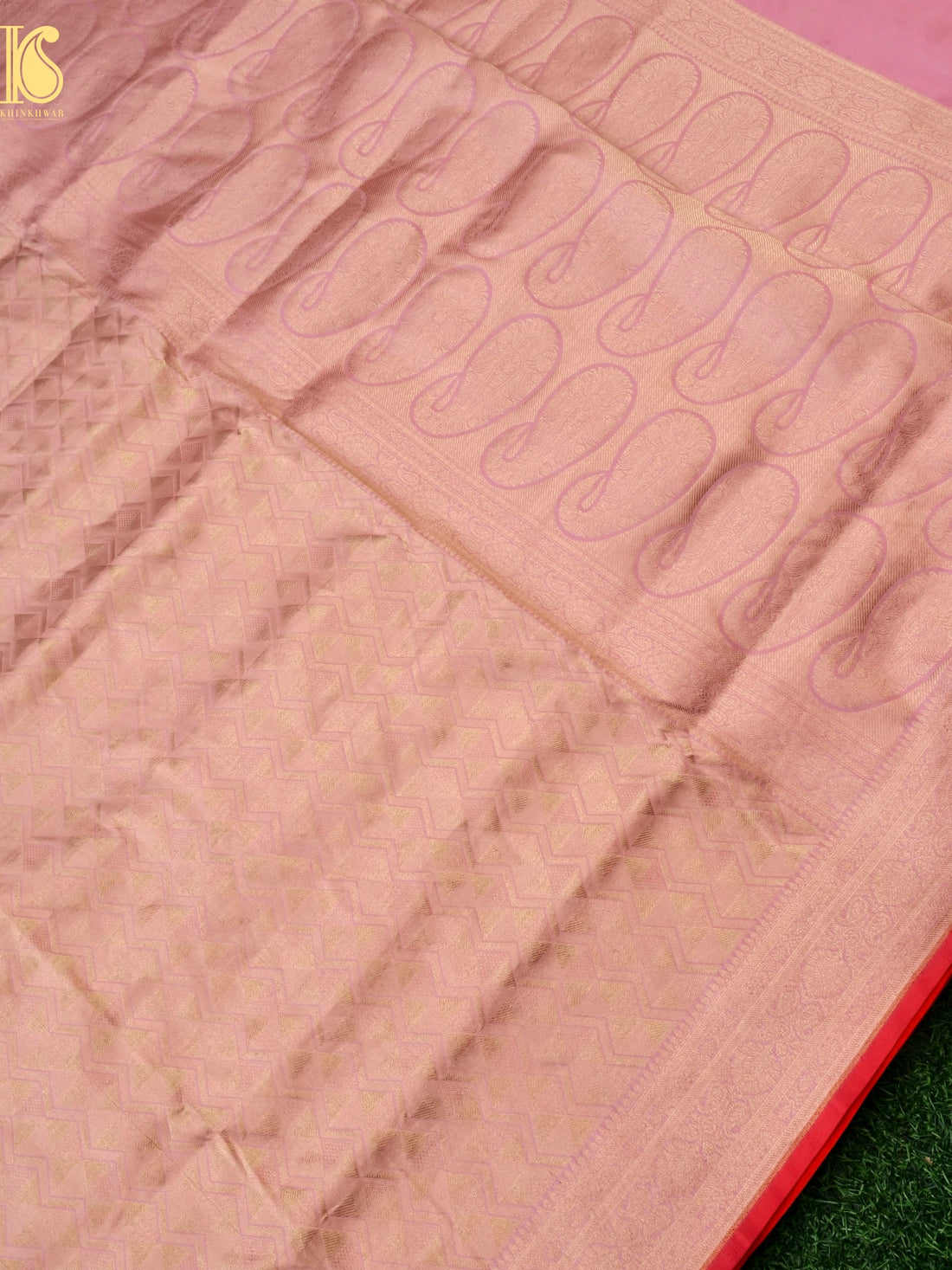 Handloom Banarasi Katan Silk Zari Tanchoi Saree