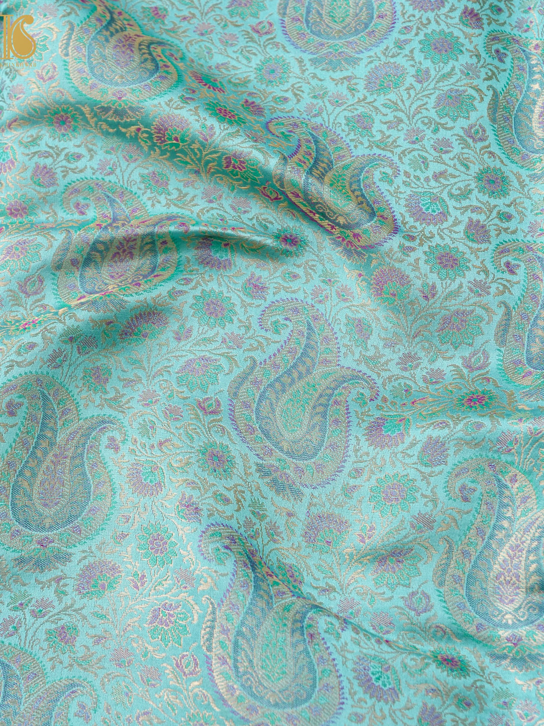 Handloom Banarasi Kalka Ambi Tanchoi Silk Fabric