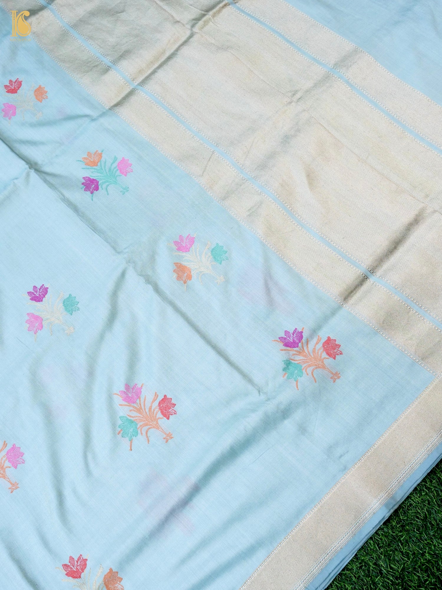 Handloom Katan Silk Banarasi Kadwa Ektara Saree