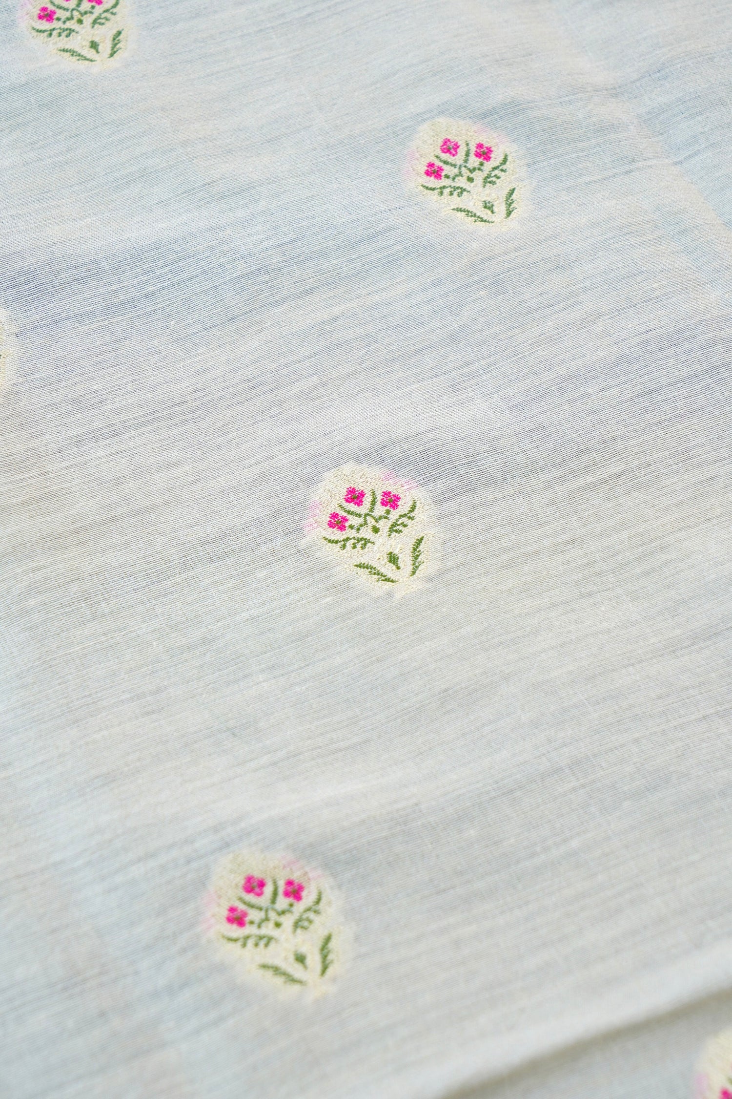 Moonga Silk Handloom Banarasi Dyeable Suit Fabric