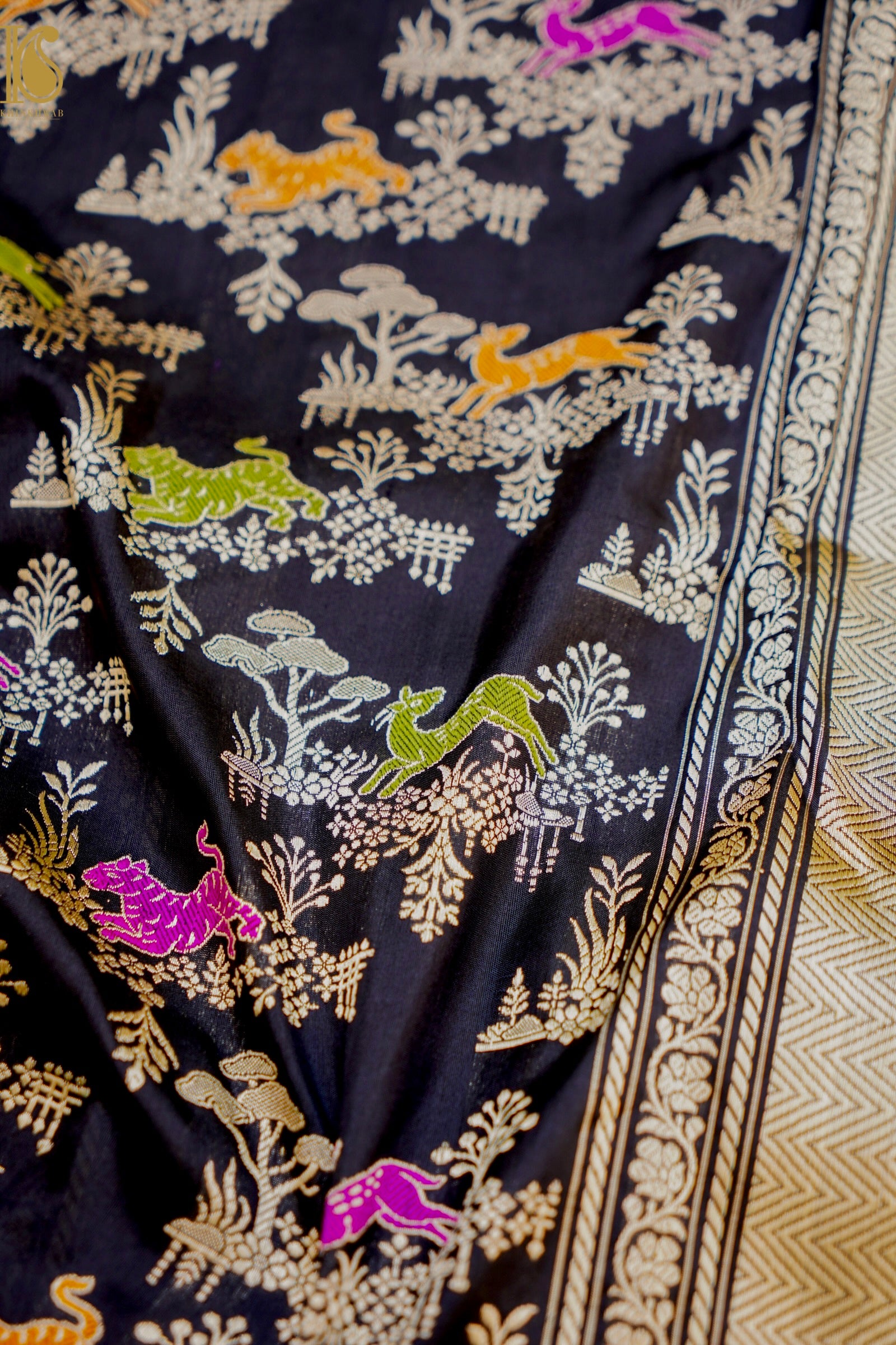 Handwoven Banarasi Katan Silk Kadwa Shikargah Saree