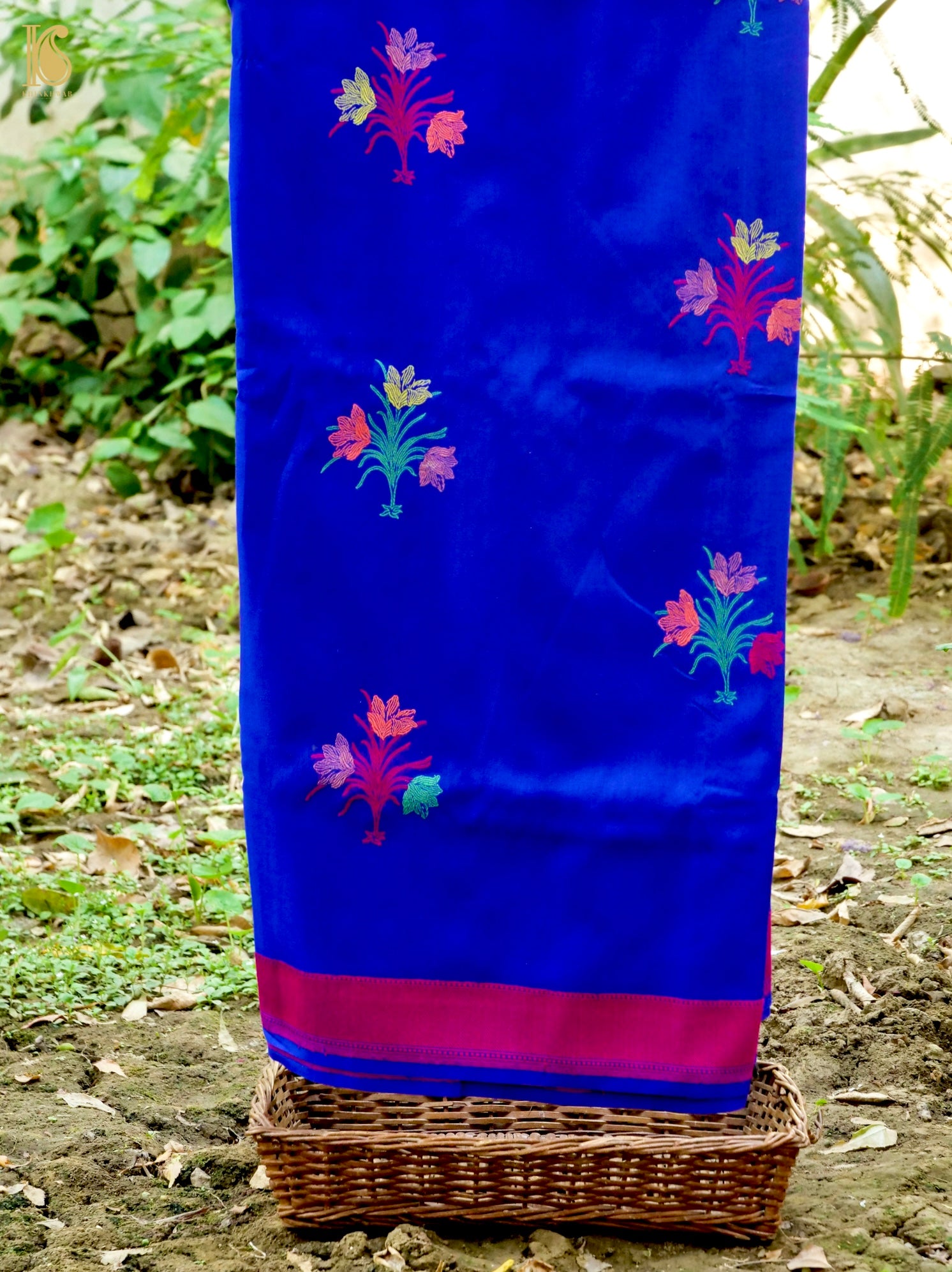 Handloom Katan Silk Banarasi Kadwa Ektara Saree