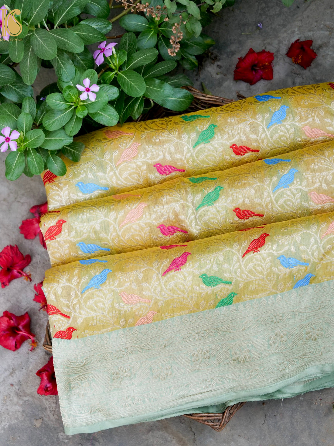 Handloom Banarasi Katan Silk Chidiya Saree with Contrast Border
