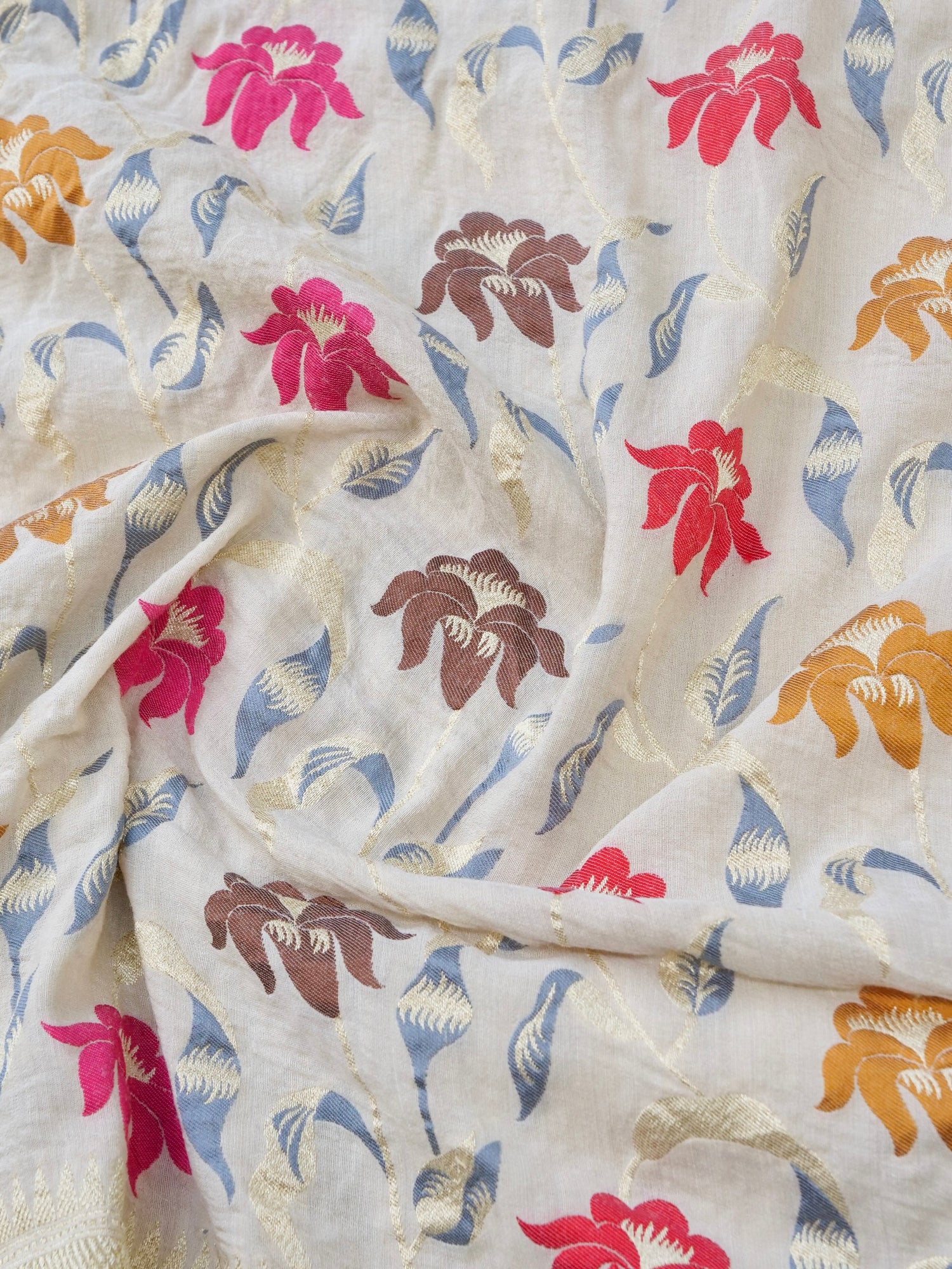 Pure Moonga Silk Handloom Banarasi Meenakari Saree