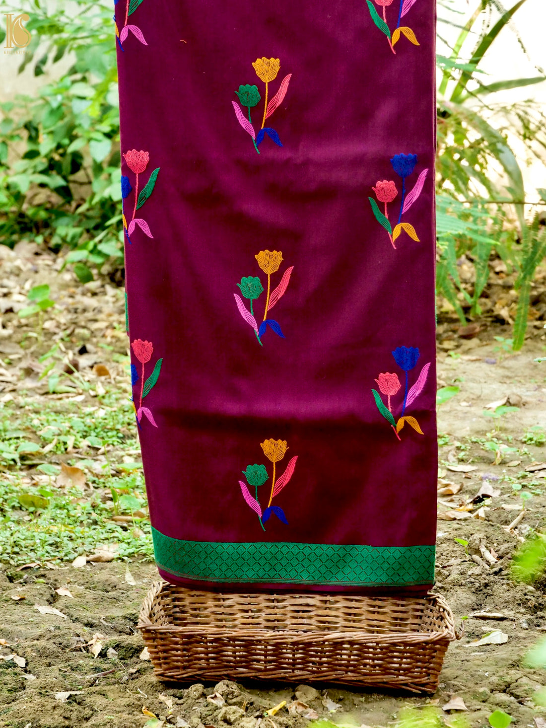 Handloom Katan Silk Banarasi Kadwa Ektara Saree