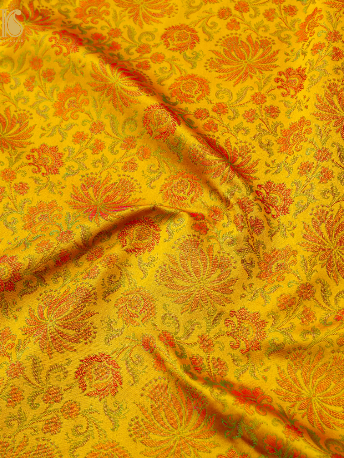 Handloom Banarasi Guldaudi Tanchoi Silk Fabric