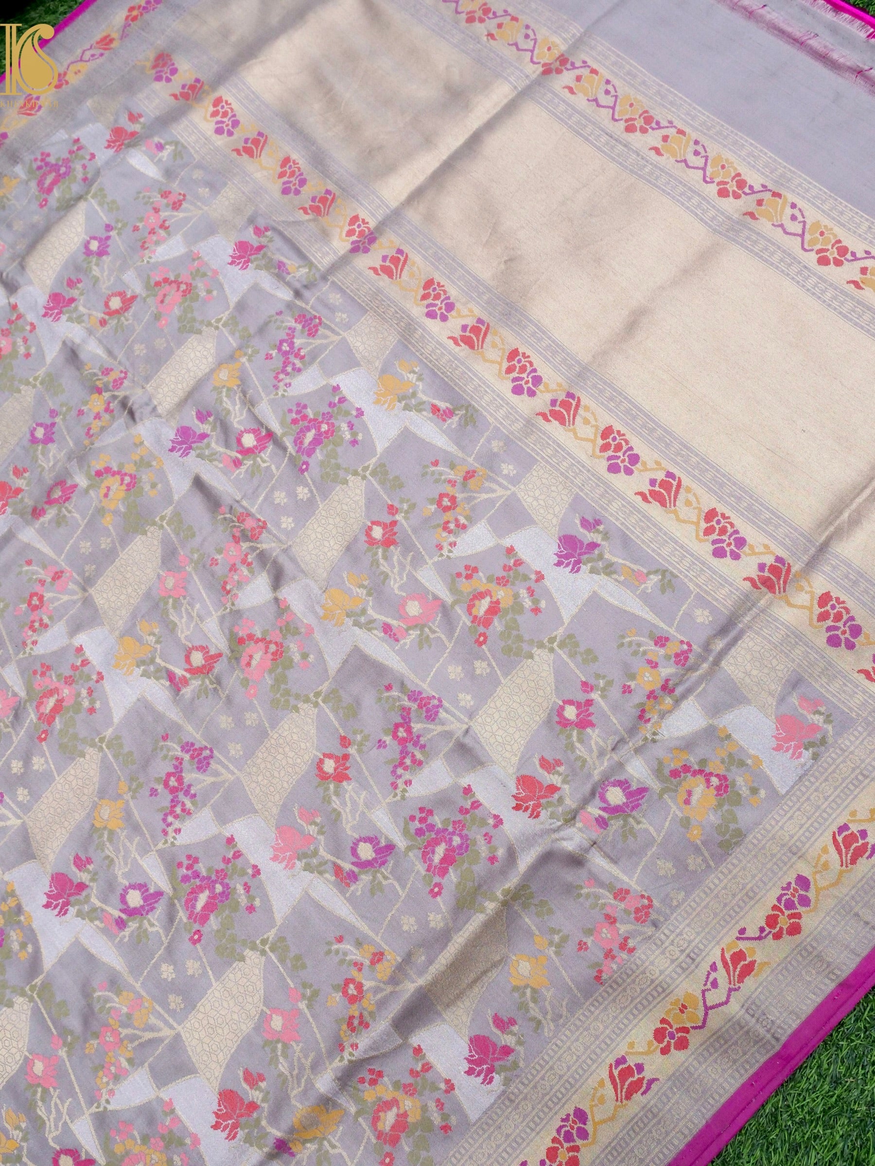 Handloom Banarasi Pure Kora Ektara Kadwa Meenakari Saree