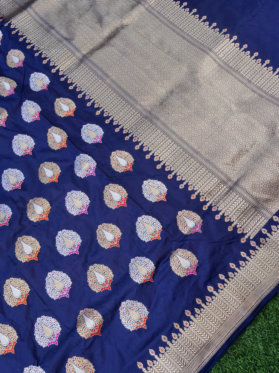 Banarasi Handwoven Katan SIlk Kadwa Mor Saree