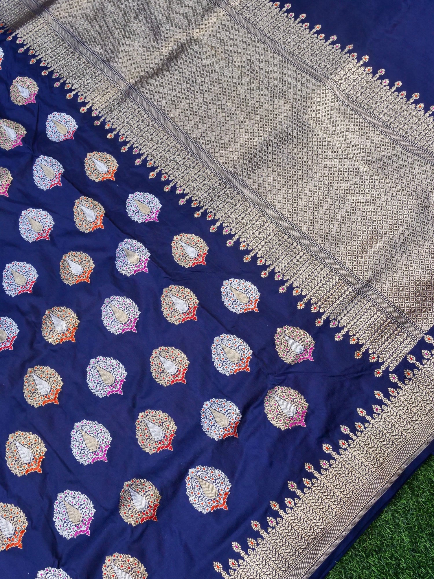 Banarasi Handwoven Katan SIlk Kadwa Mor Saree