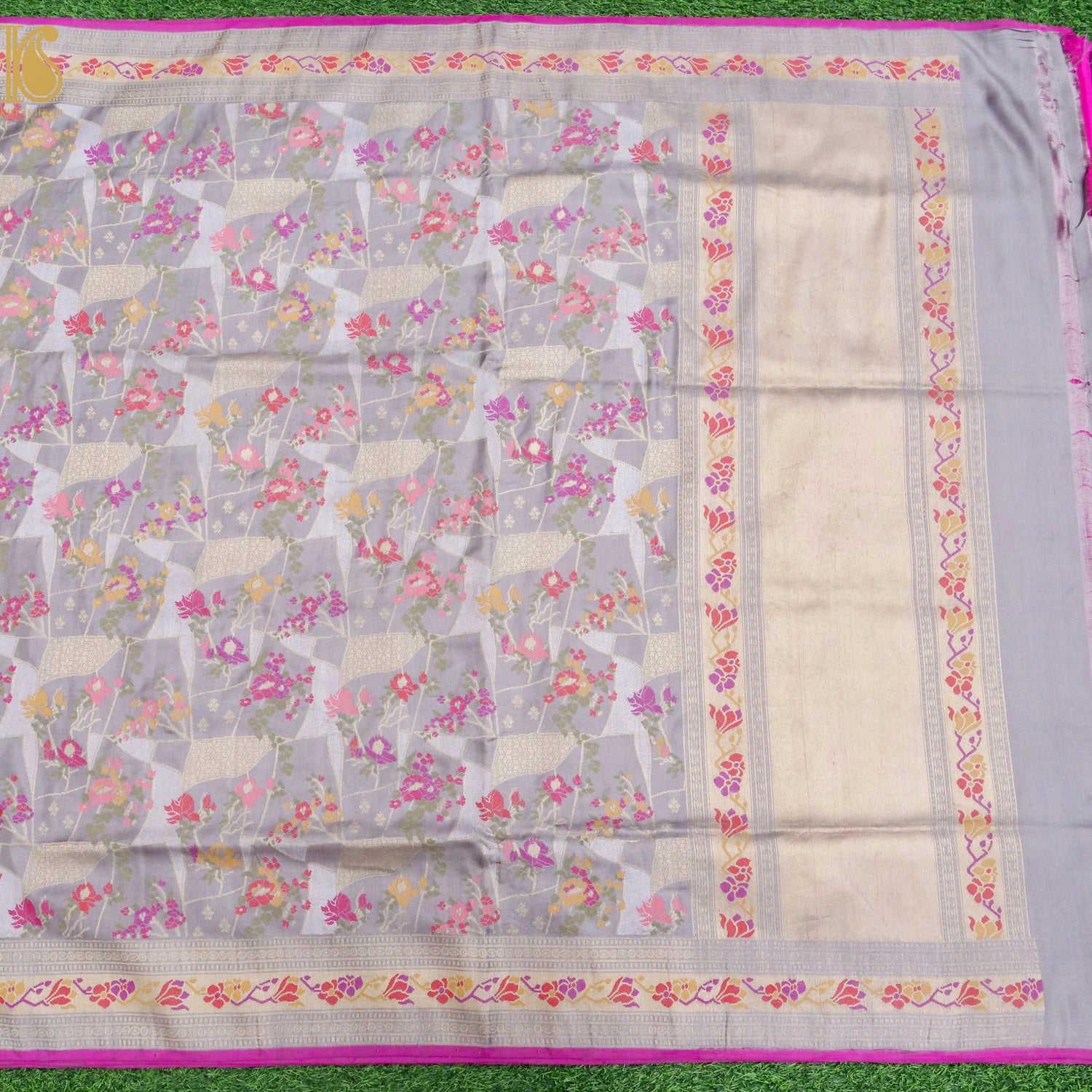 Handloom Banarasi Pure Kora Ektara Kadwa Meenakari Saree