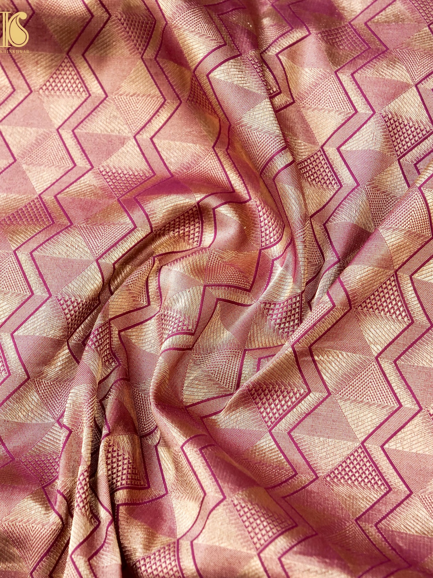 Handloom Banarasi Katan Silk Zari Tanchoi Saree