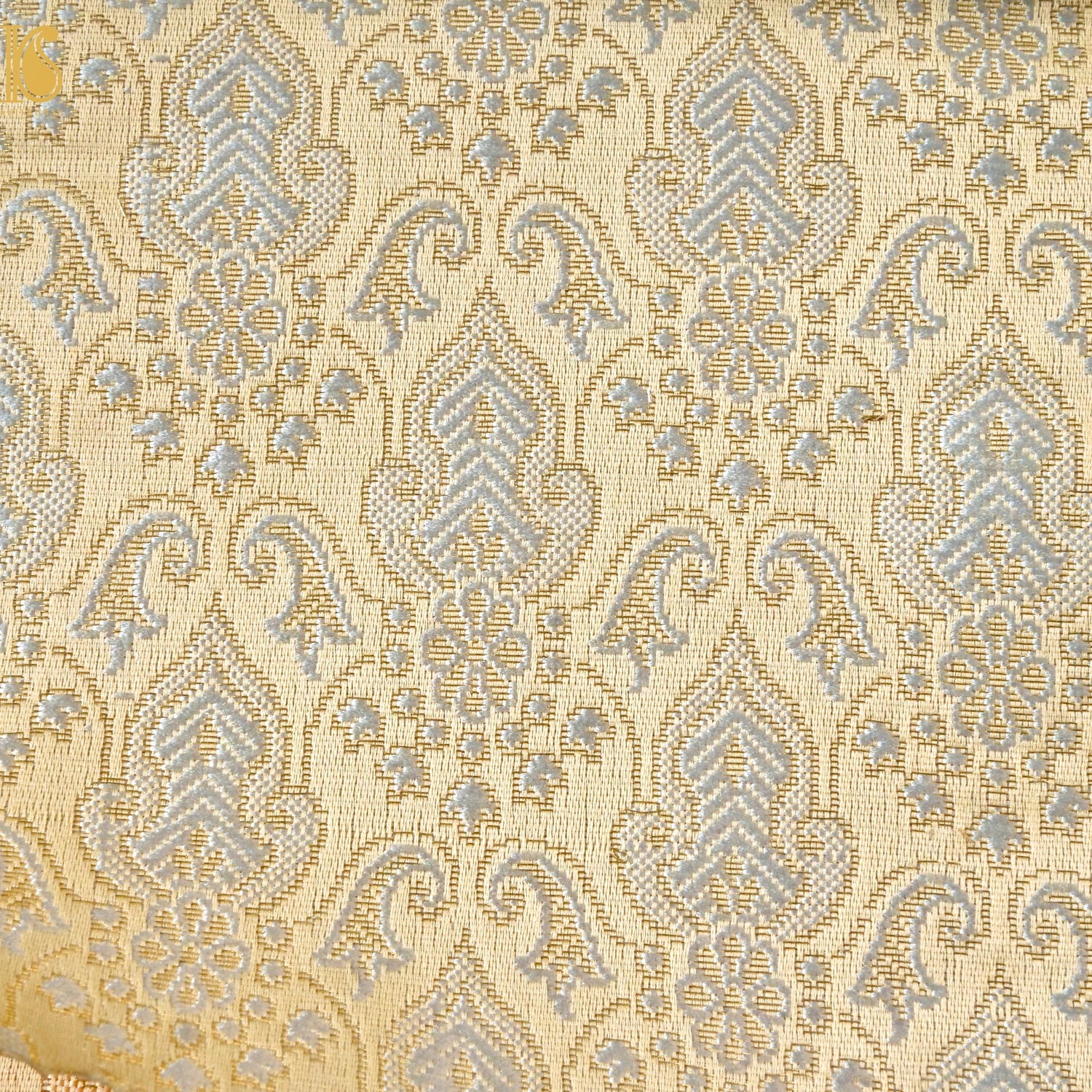 Banarasi Semi Silk Fabric Jacquard Weaving