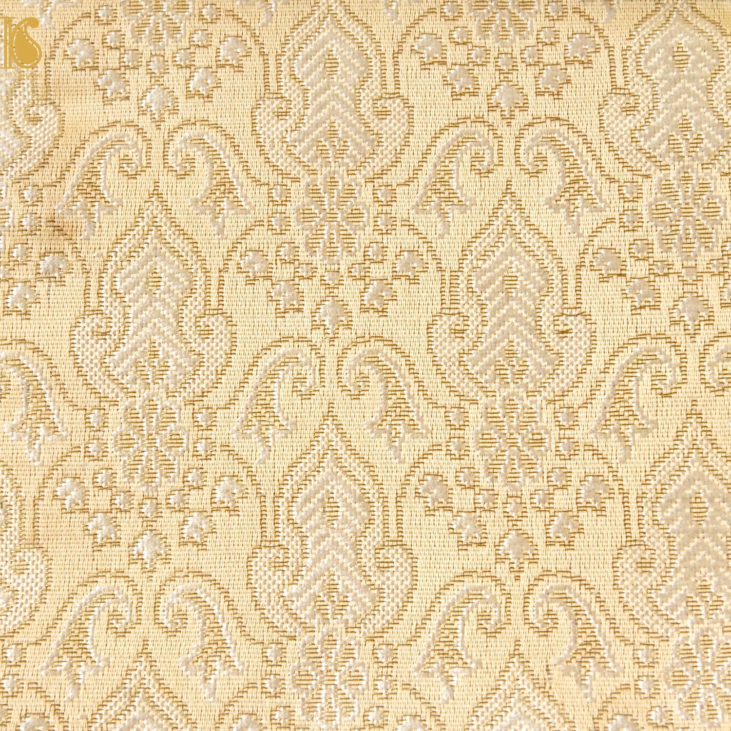 Banarasi Semi Silk Fabric Jacquard Weaving