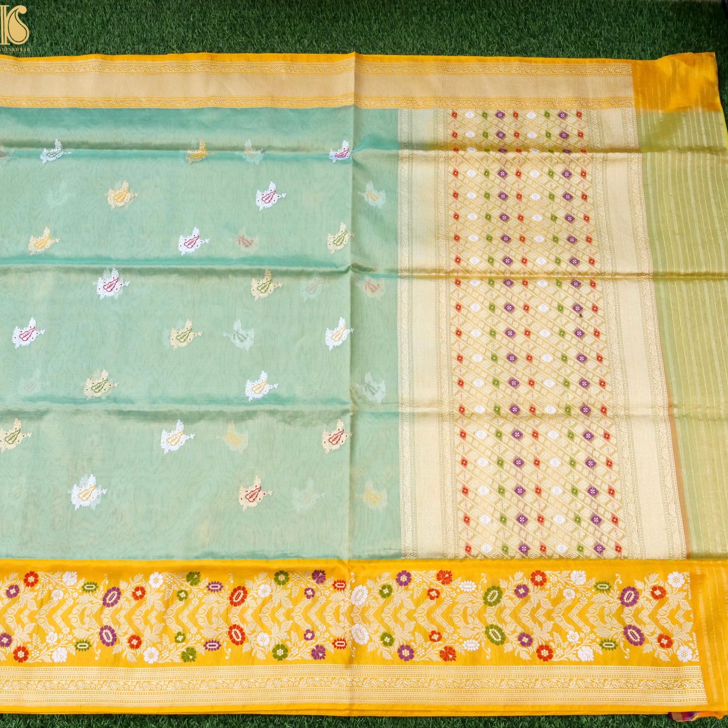 Handloom Banarasi Pure Silk Tissue Kadwa Saree