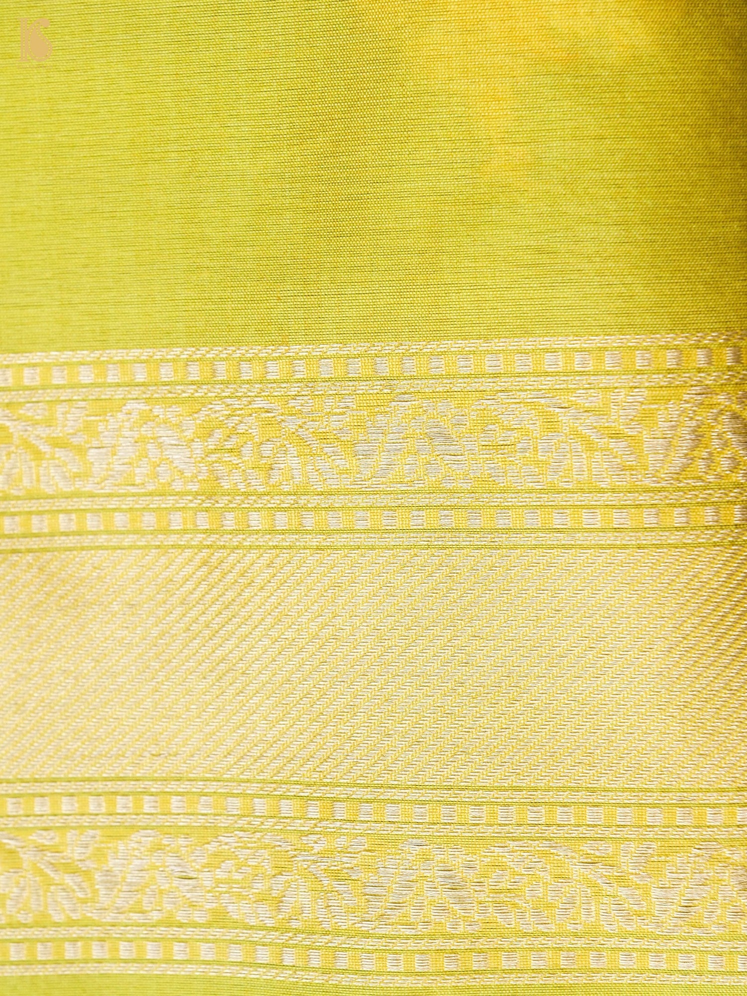 Handloom Banarasi Pure Silk Tissue Kadwa Saree