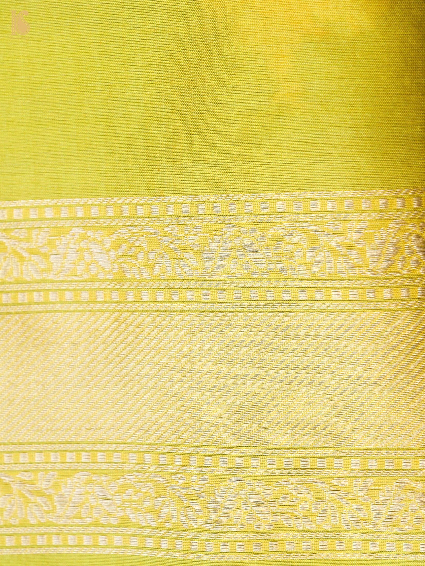 Handloom Banarasi Pure Silk Tissue Kadwa Saree