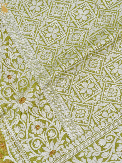 Handloom Banarasi Tussar by Georgette Silk Saree