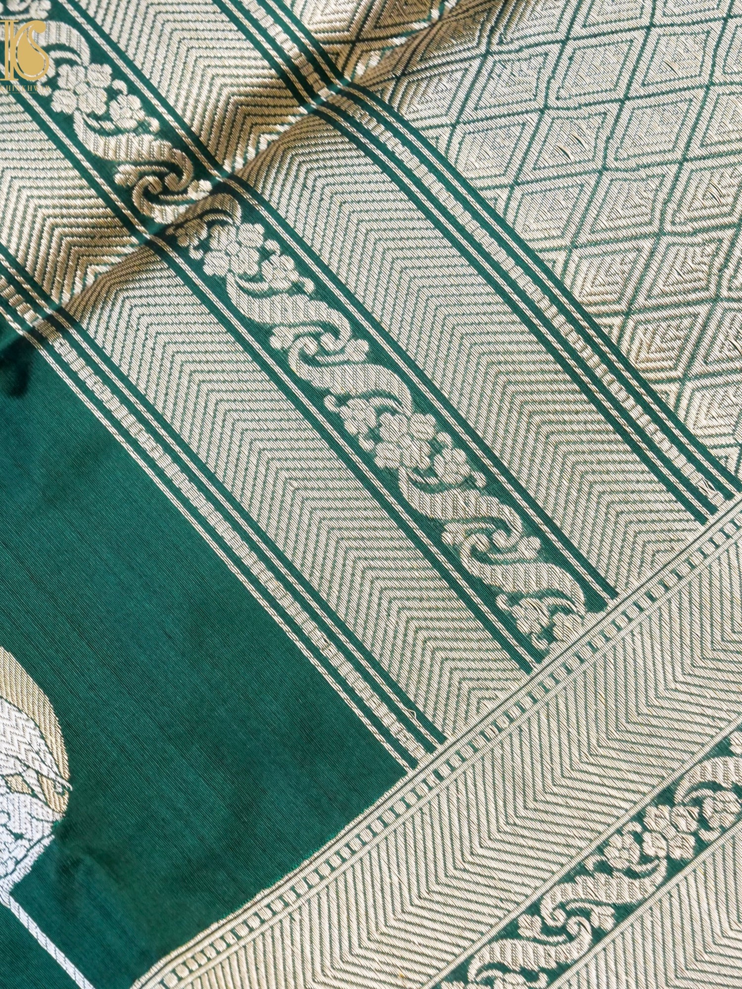 Handloom Banarasi Katan Silk Reindeer Border Saree
