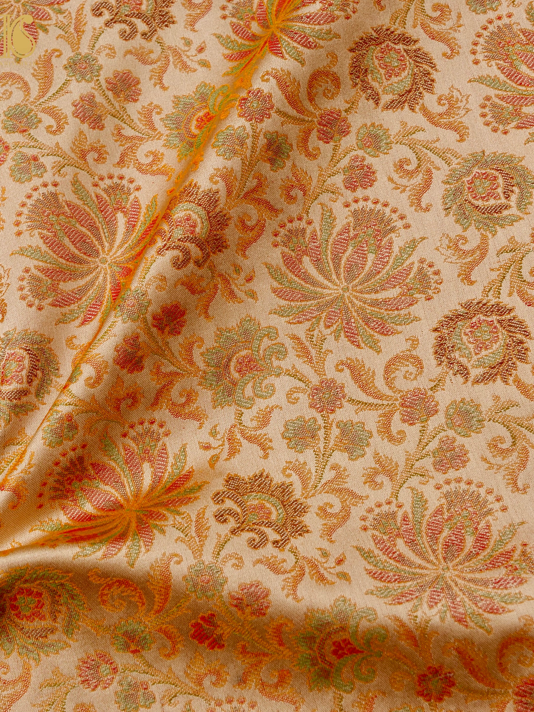 Handloom Banarasi Guldaudi Tanchoi Silk Fabric
