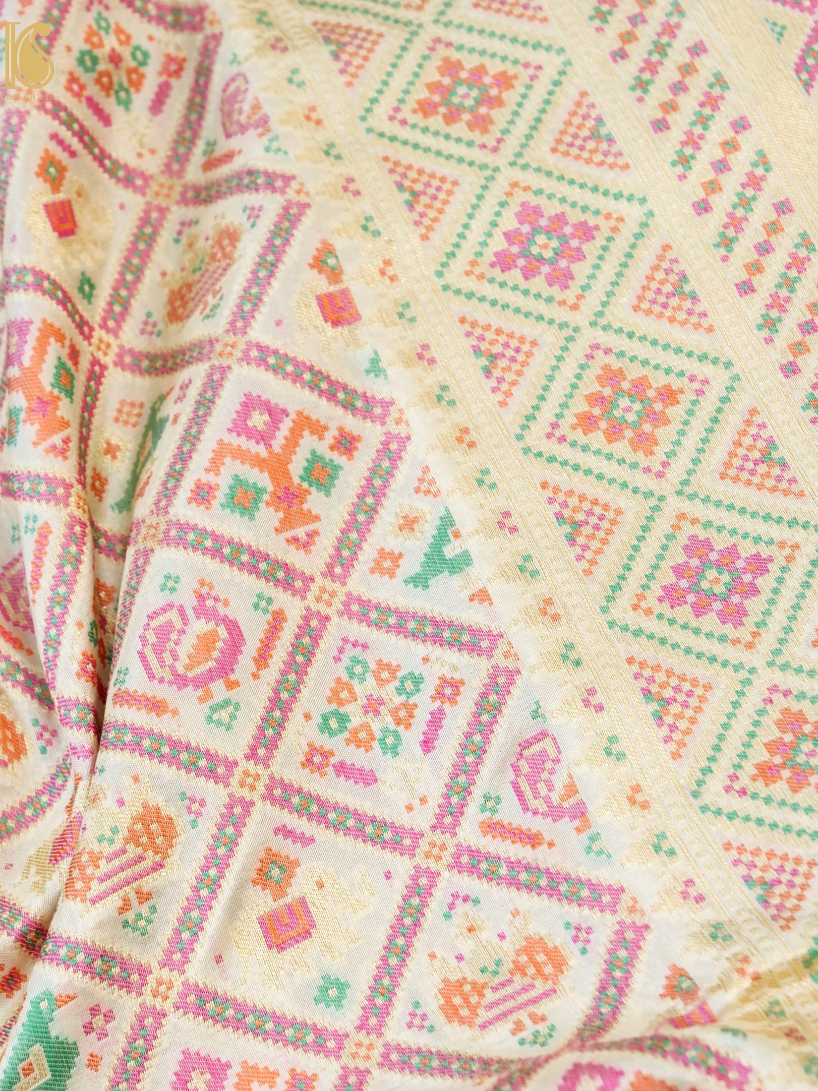 Handwoven Banarasi Katan Silk Patola Saree - Khinkhwab