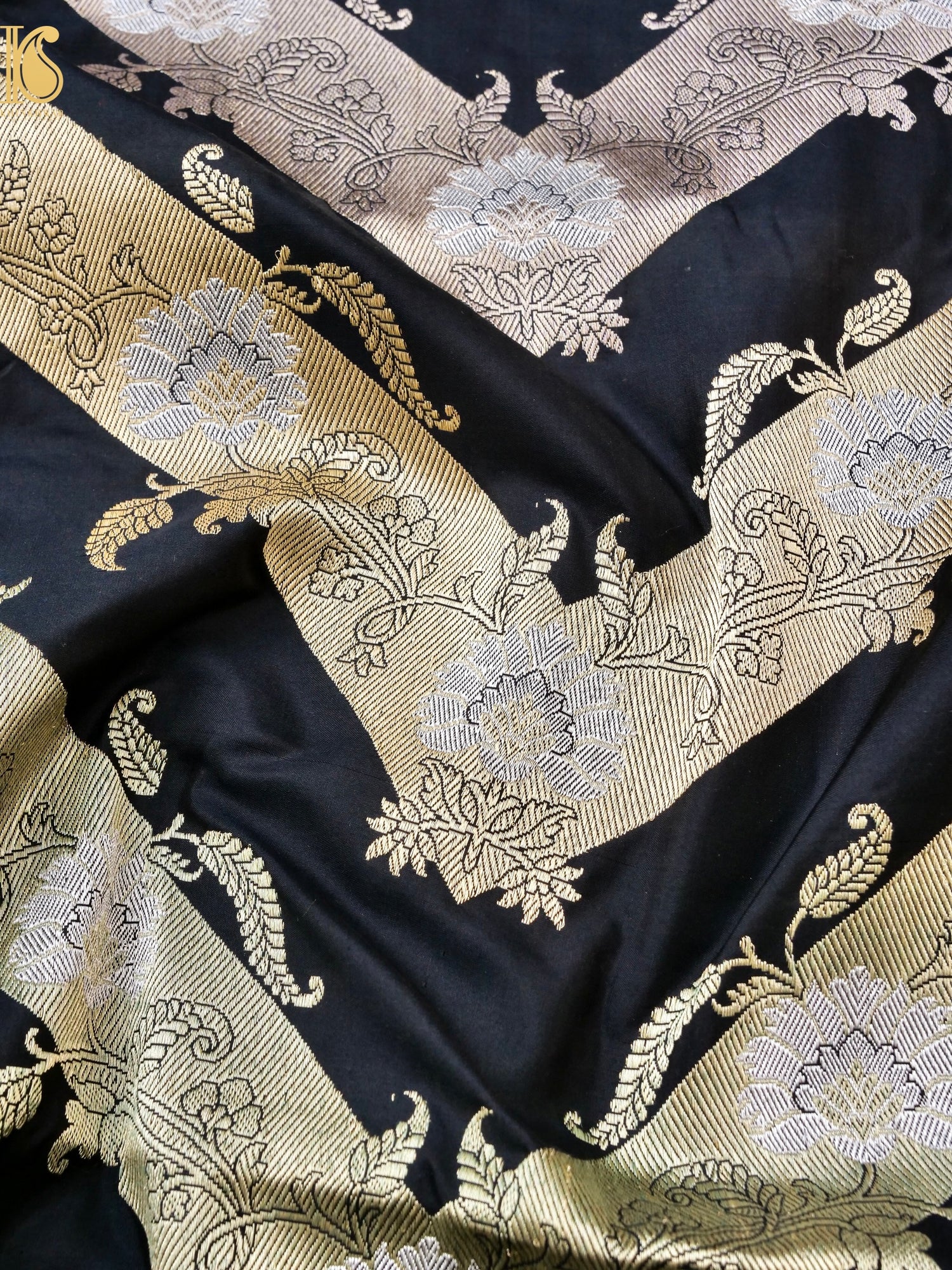 Banarasi Handloom Pure Katan Silk Kadwa Saree