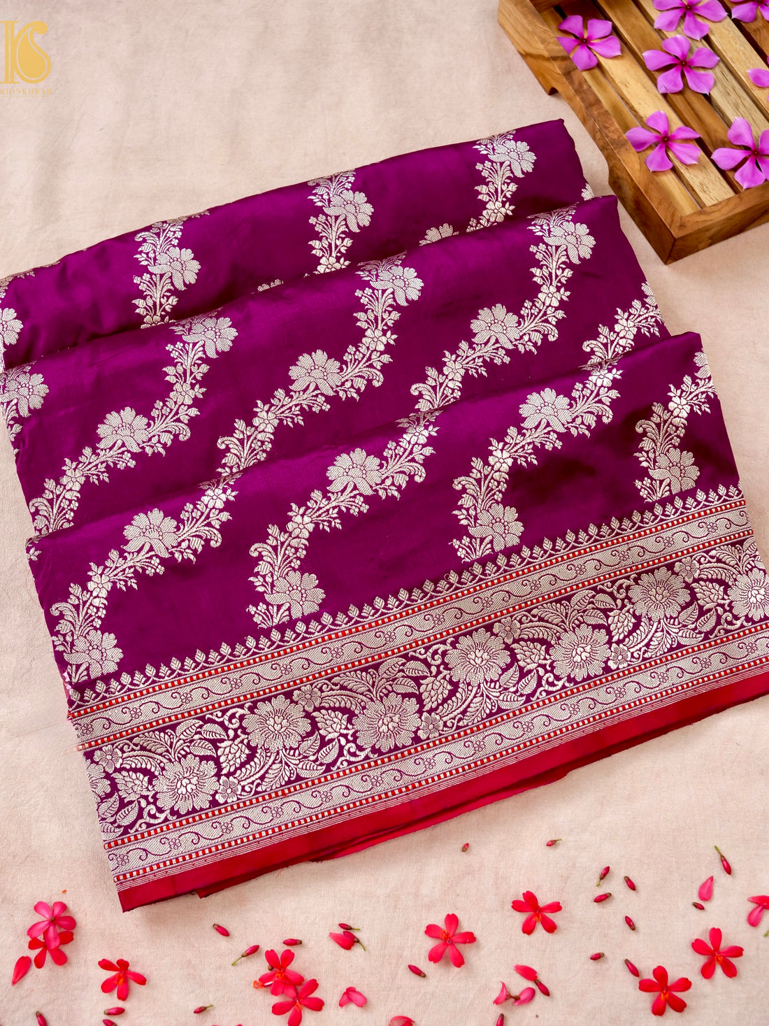 Pure Katan Silk Handloom Banarasi Kadwa Fullari Bel Saree