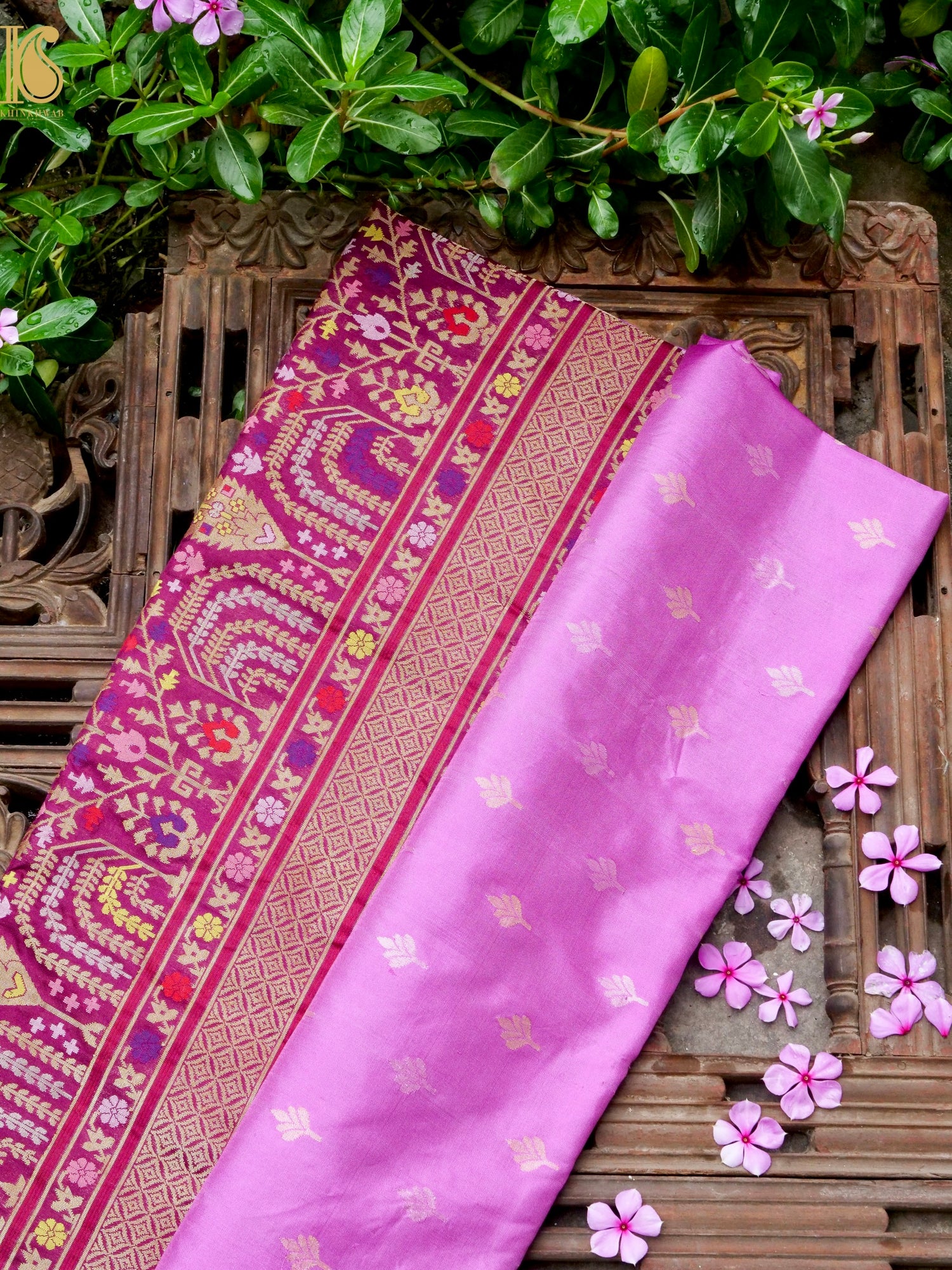 Katan Silk Handloom Ekatara Kadhiyal Banarasi Saree
