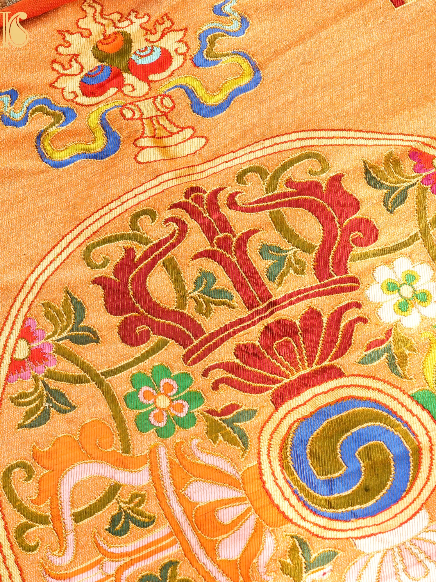 Handwoven Pure Brocade Gyaser Banarasi Fabric