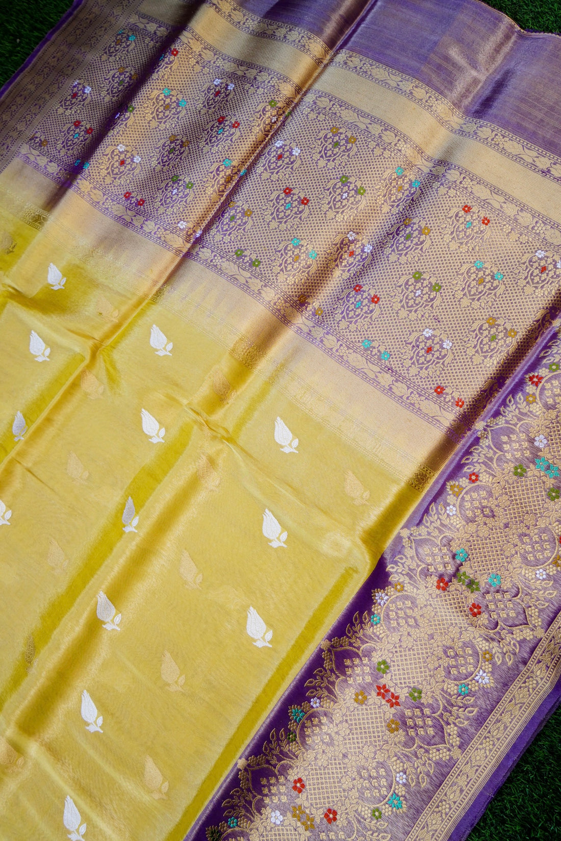 Handloom Banarasi Pure Silk Tissue Kadwa Saree