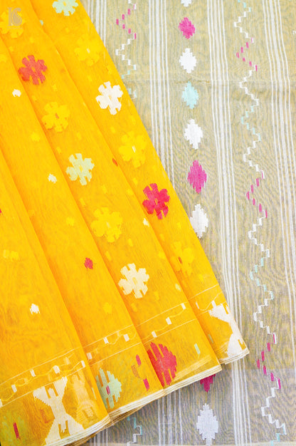 Handloom Dhakai Jamdani Saree