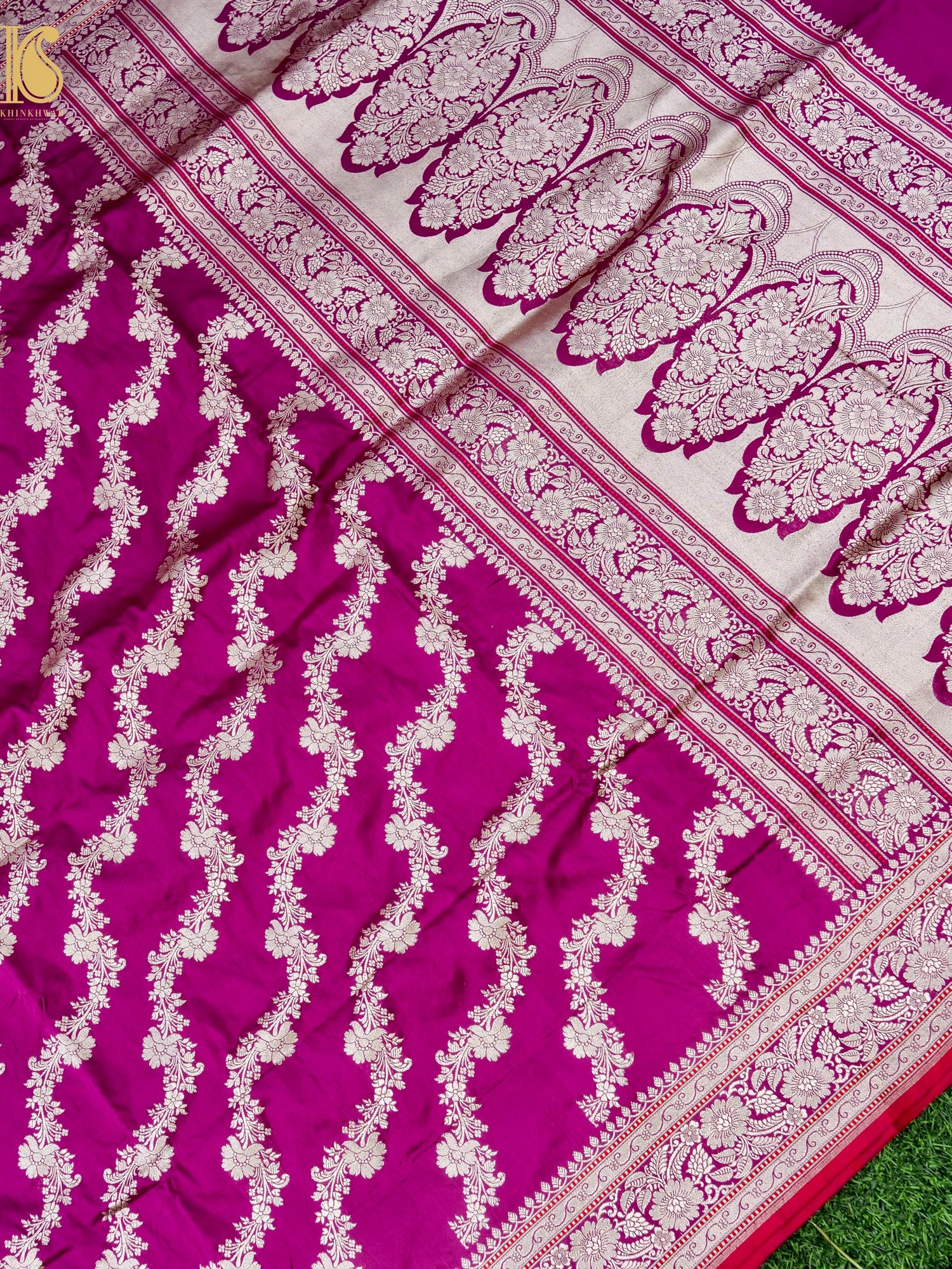 Pure Katan Silk Handloom Banarasi Kadwa Fullari Bel Saree