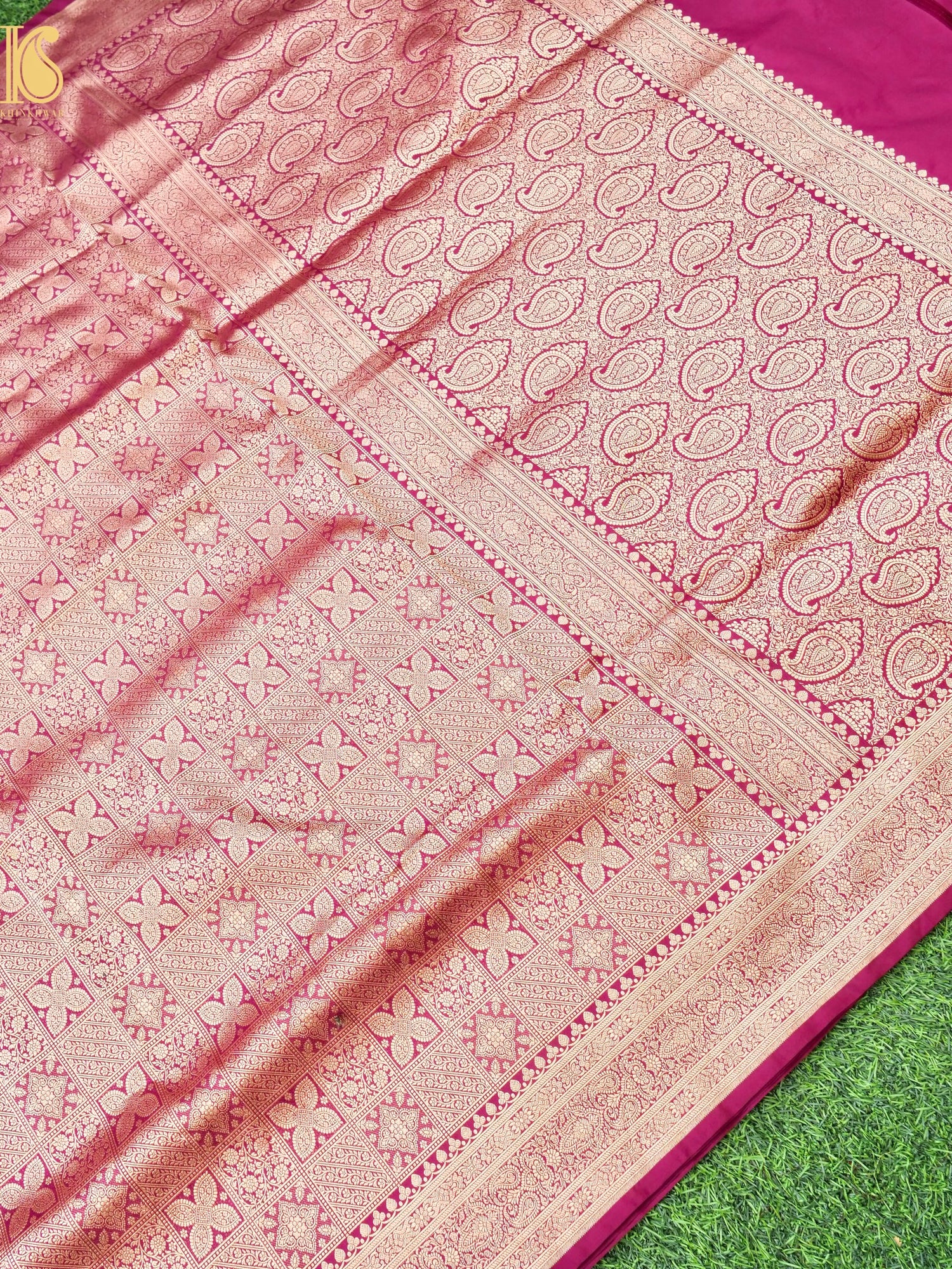 Handloom Banarasi Katan Silk Zari Tanchoi Saree