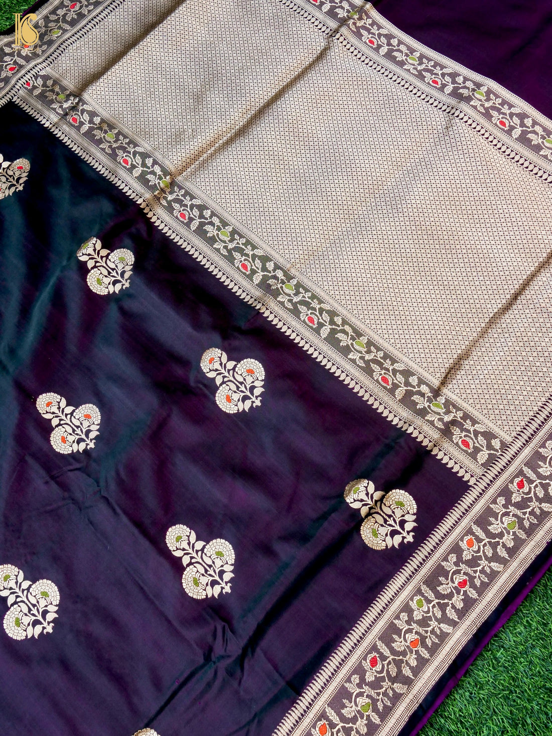 Handwoven Pure Sateen Silk Kadwa Banarasi Saree