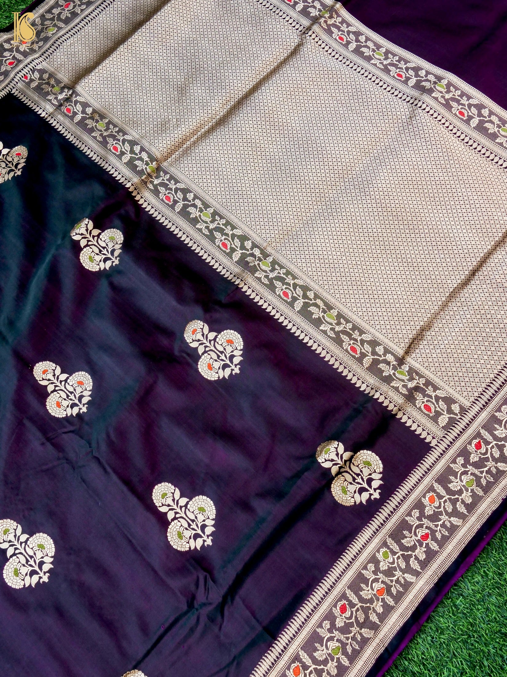 Handwoven Pure Sateen Silk Kadwa Banarasi Saree