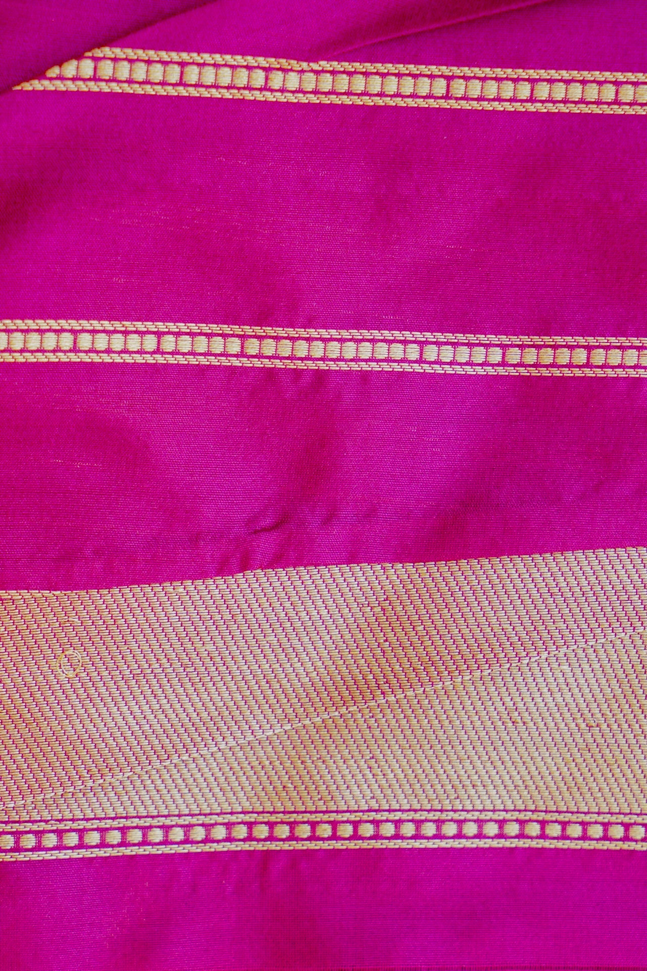 Banarasi Handloom Pure Katan Silk Kadwa Saree with Tilfi Border