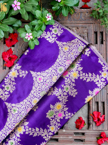 Banarasi Katan Silk Handwoven Kadwa Scalloped Border Saree