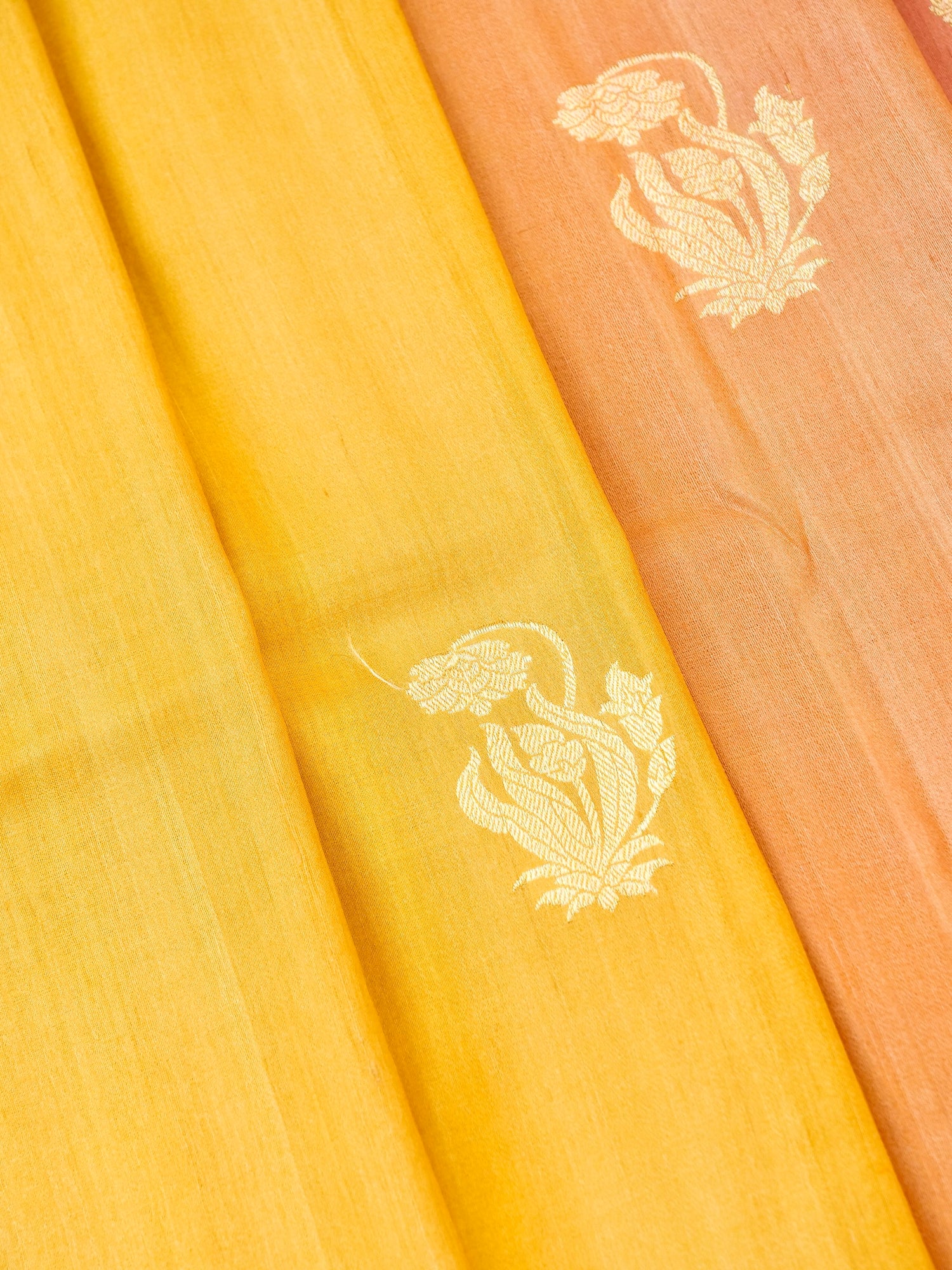 Handloom Banarasi Tussar by Georgette Silk Kadwa Saree - Khinkhwab
