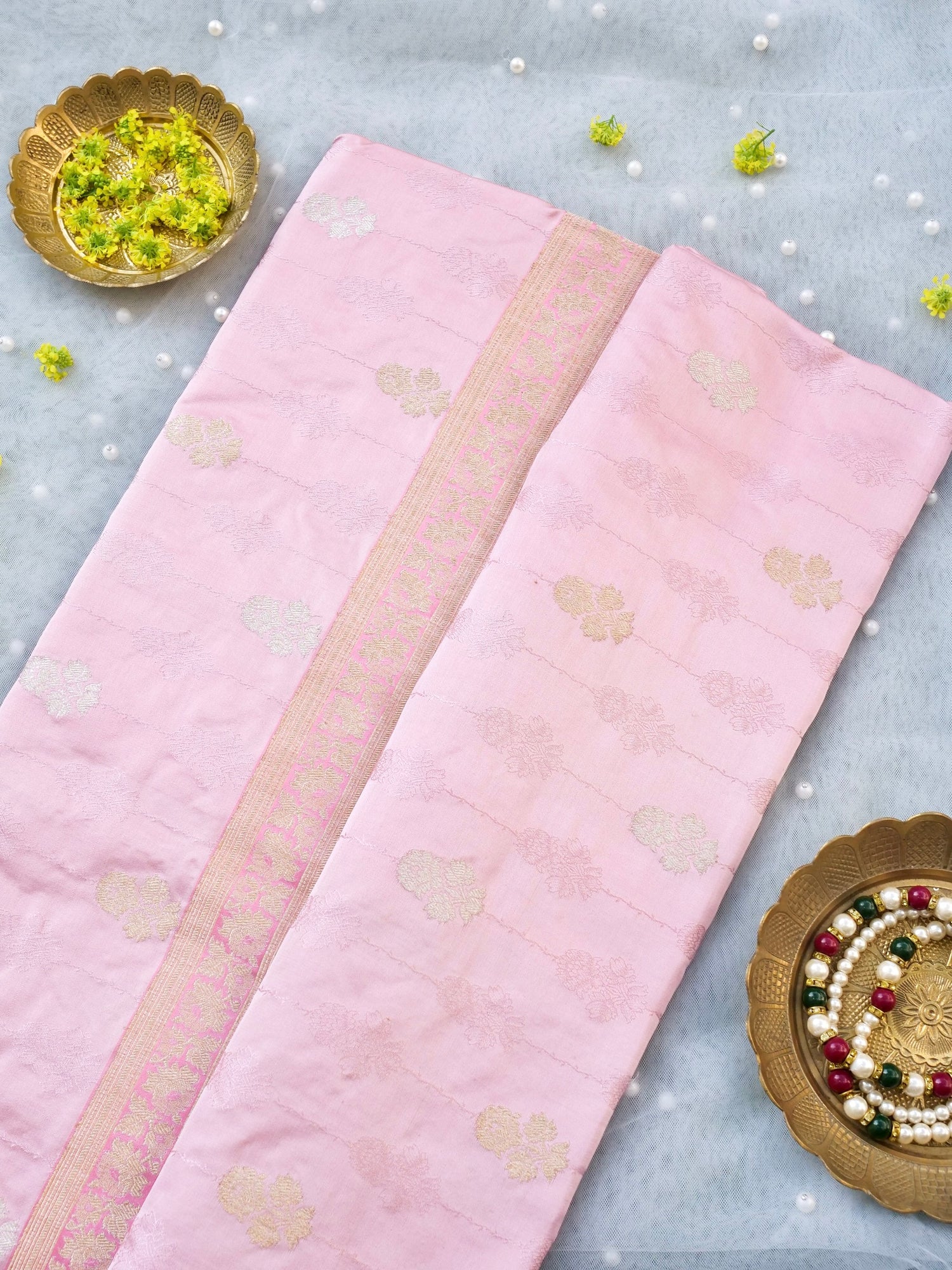 Handloom Banarasi Mashru Silk Tanchoi Kadwa Saree - Khinkhwab