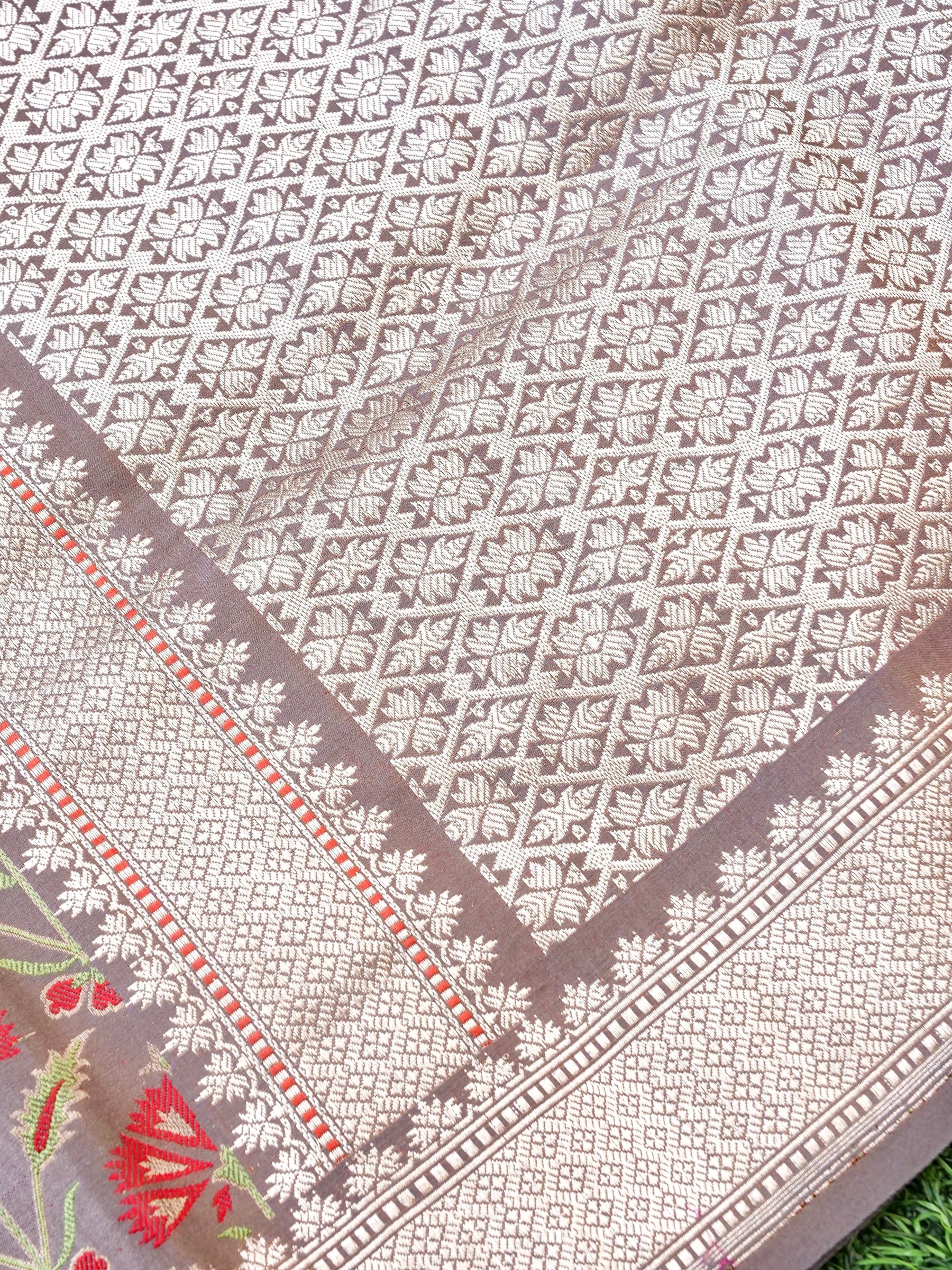 Handwoven Pure Mashru Satin Silk Tanchoi Banarasi Saree - Khinkhwab