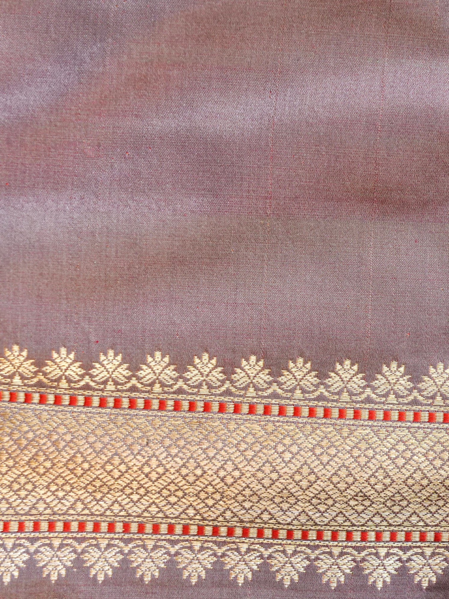 Handwoven Pure Mashru Satin Silk Tanchoi Banarasi Saree - Khinkhwab