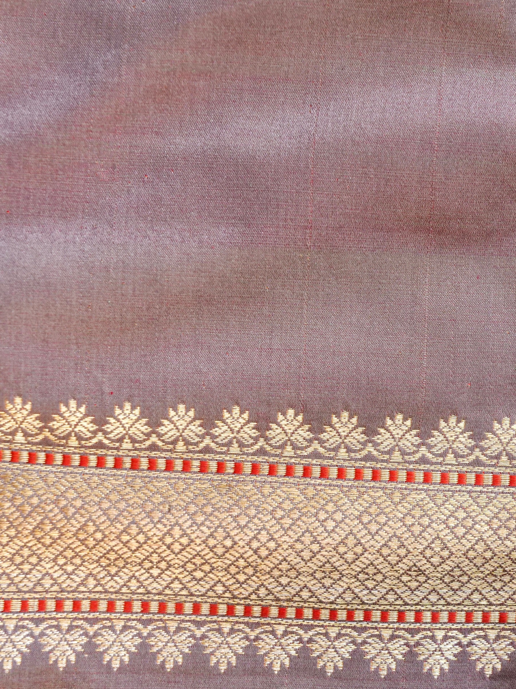 Handwoven Pure Mashru Satin Silk Tanchoi Banarasi Saree - Khinkhwab