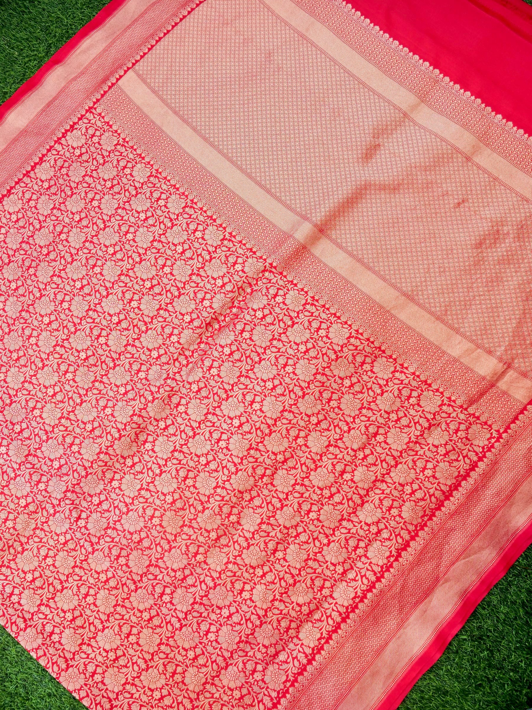 Handloom Banarasi Crepe Silk Saree with Zari Brocade - Khinkhwab